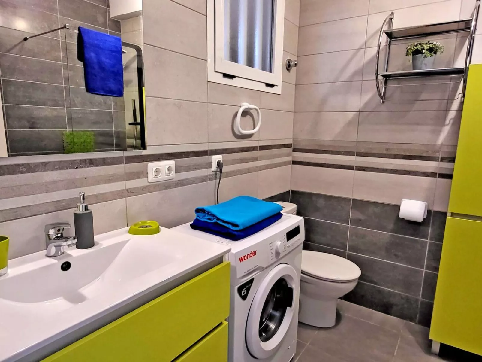 Buena Vista - Image-tags.info