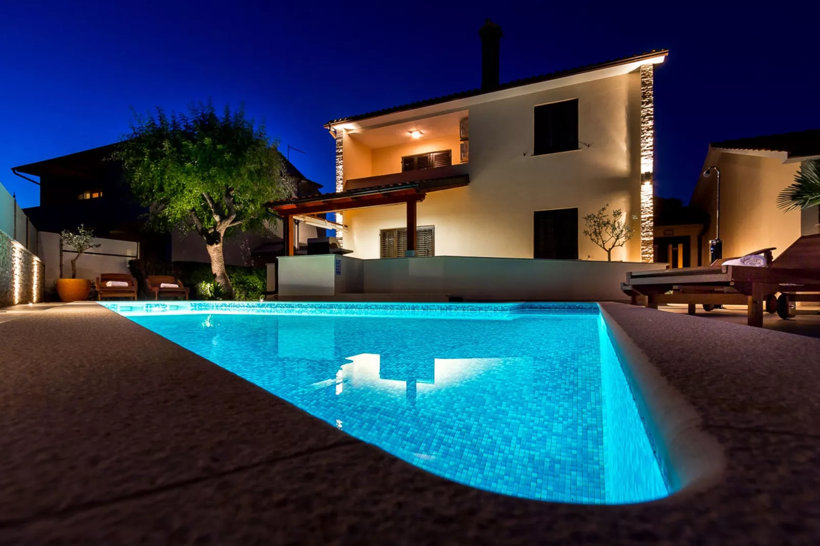 Villa VP-Exterior summer