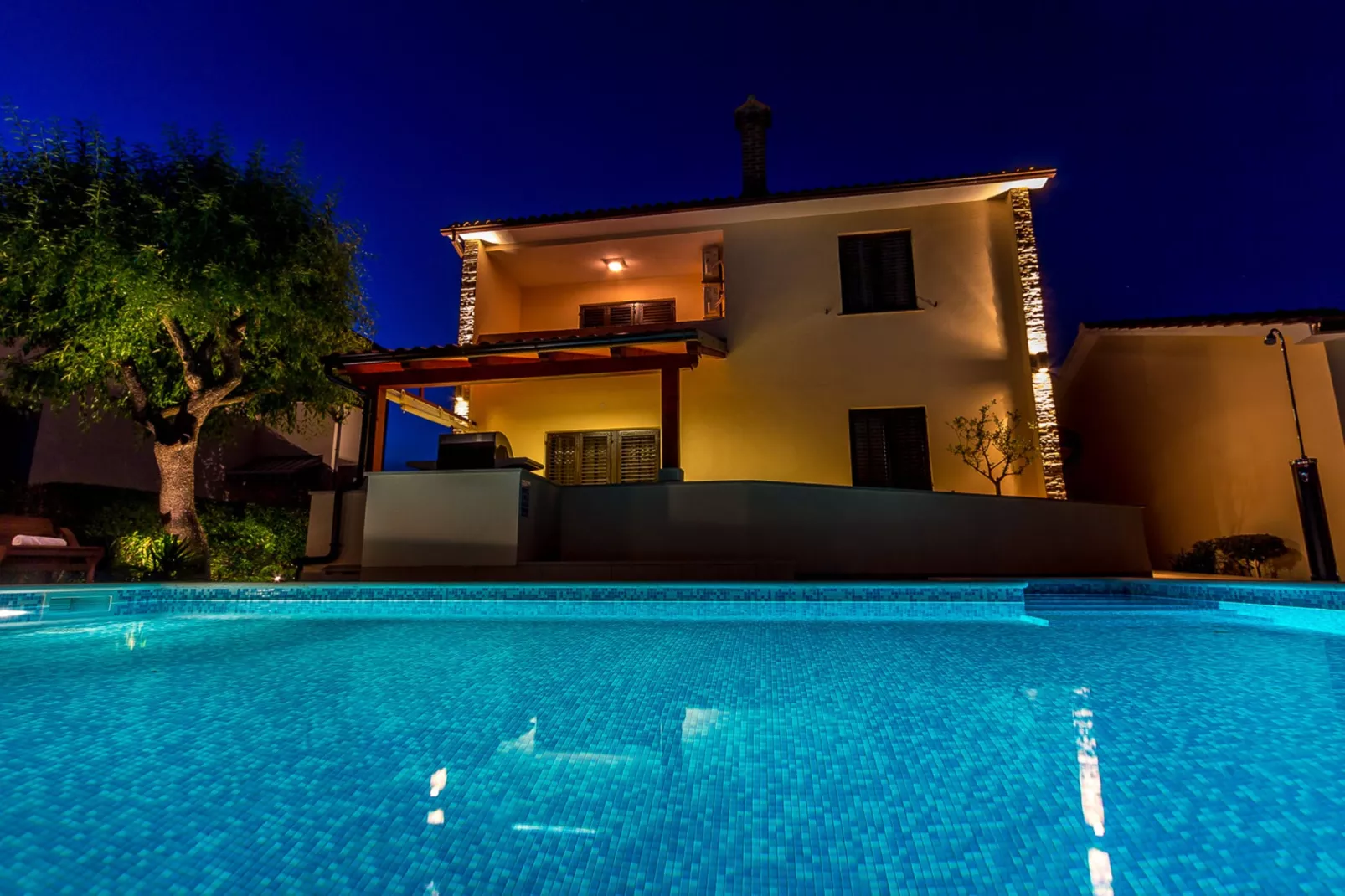 Villa VP-Exterior summer