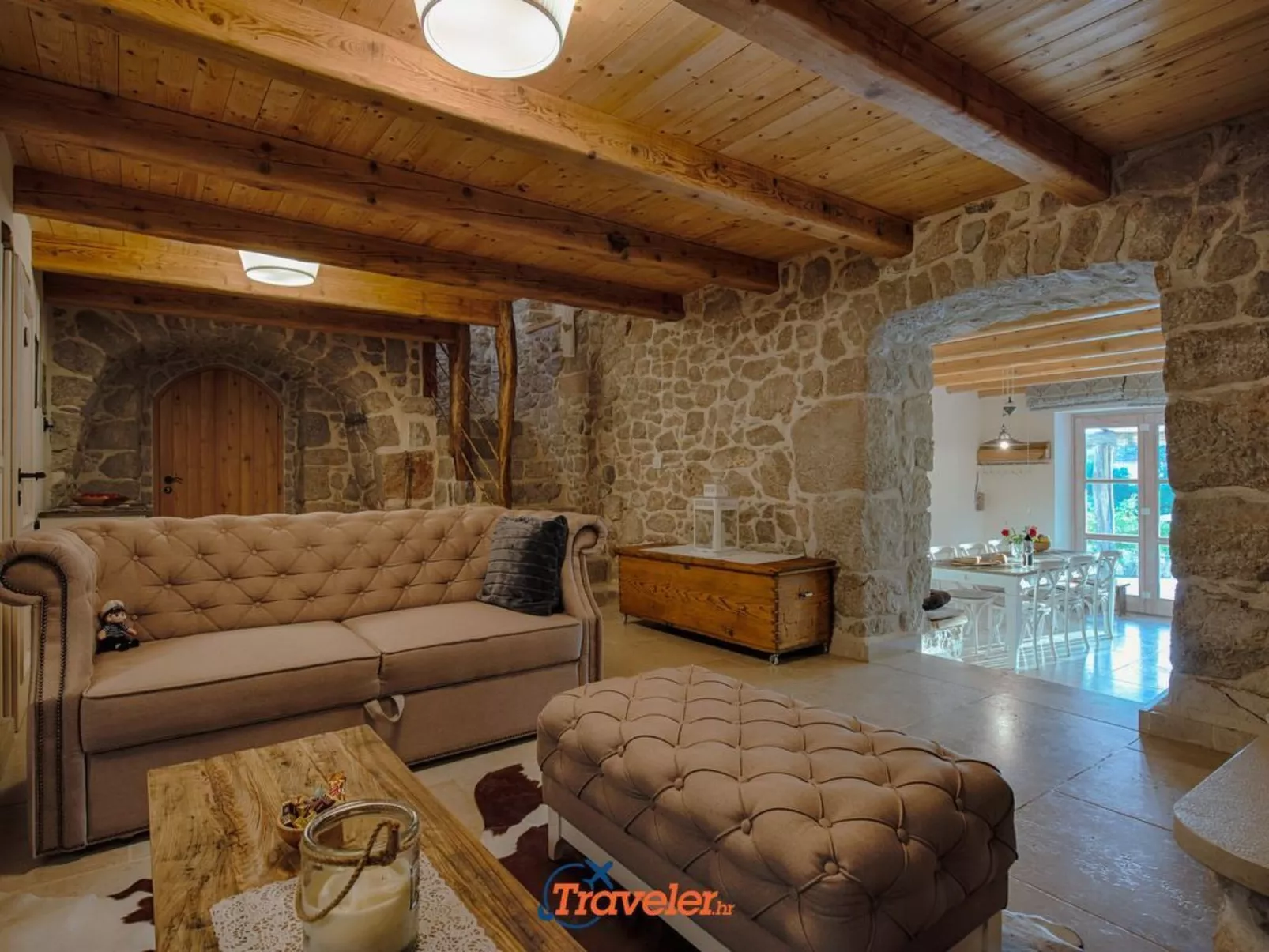 Schöne Steinvilla mit beheiztem Pool und Sauna - Image-tags.info