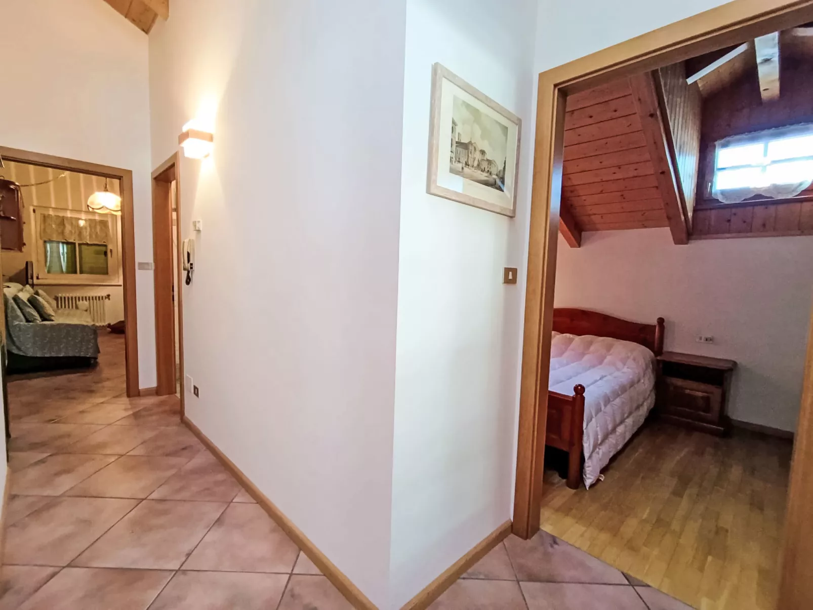 Cesa sot Larsec - Inside