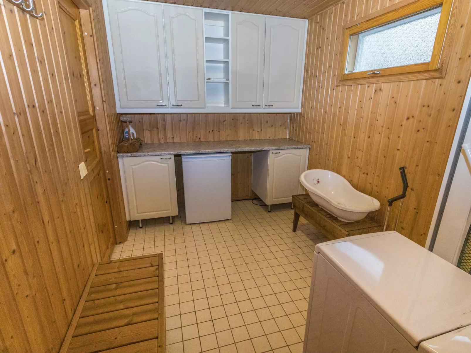 Villa huvikalliola - Drinnen