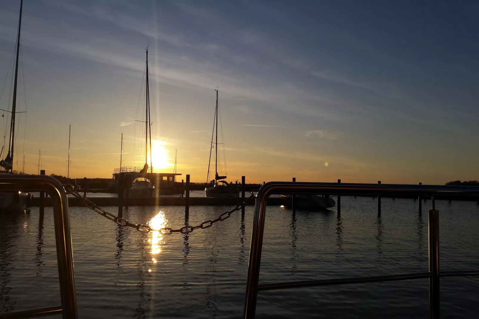 Floating House Rosi - View in summer