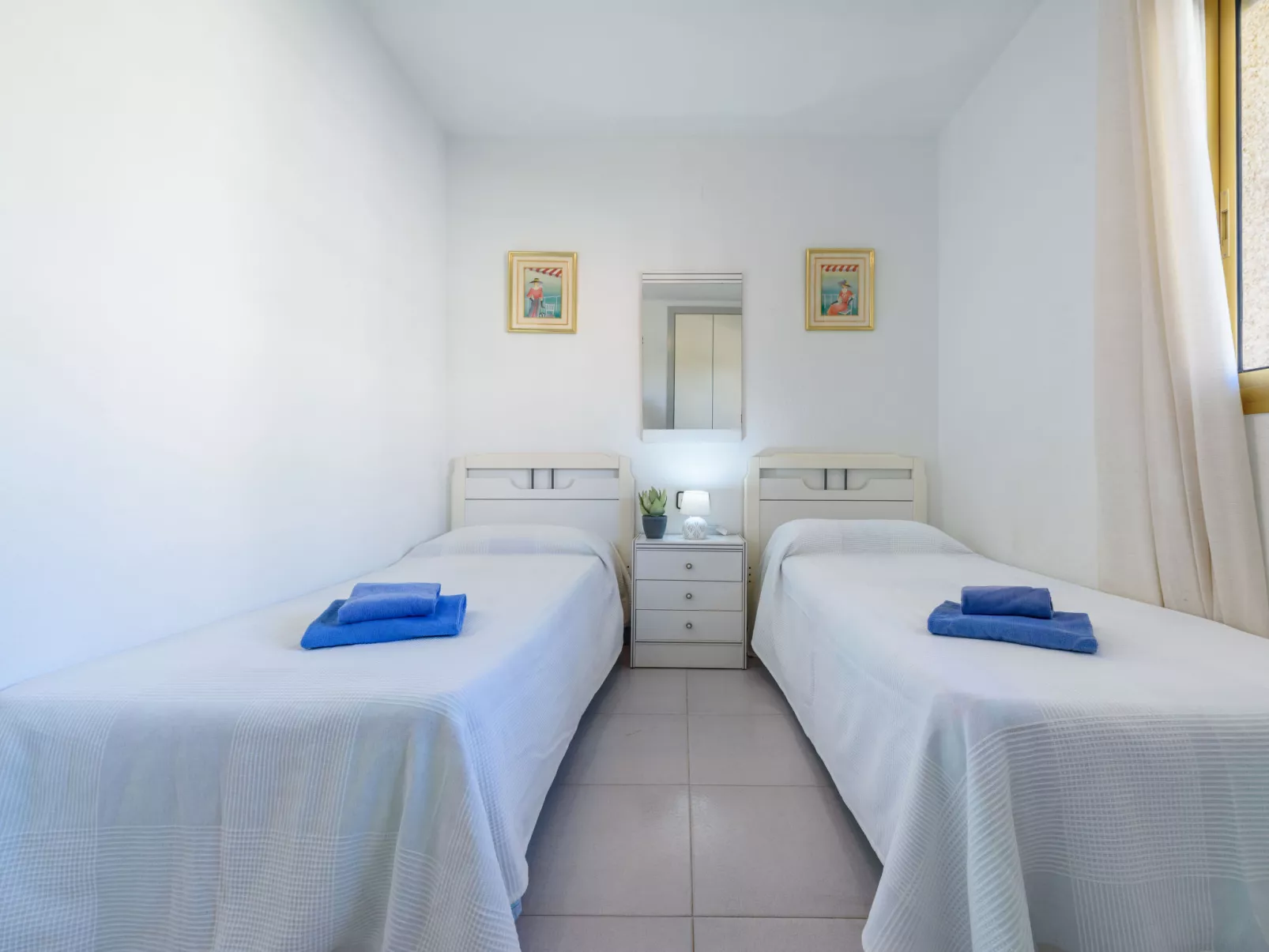 Cambrils Park C - Inside