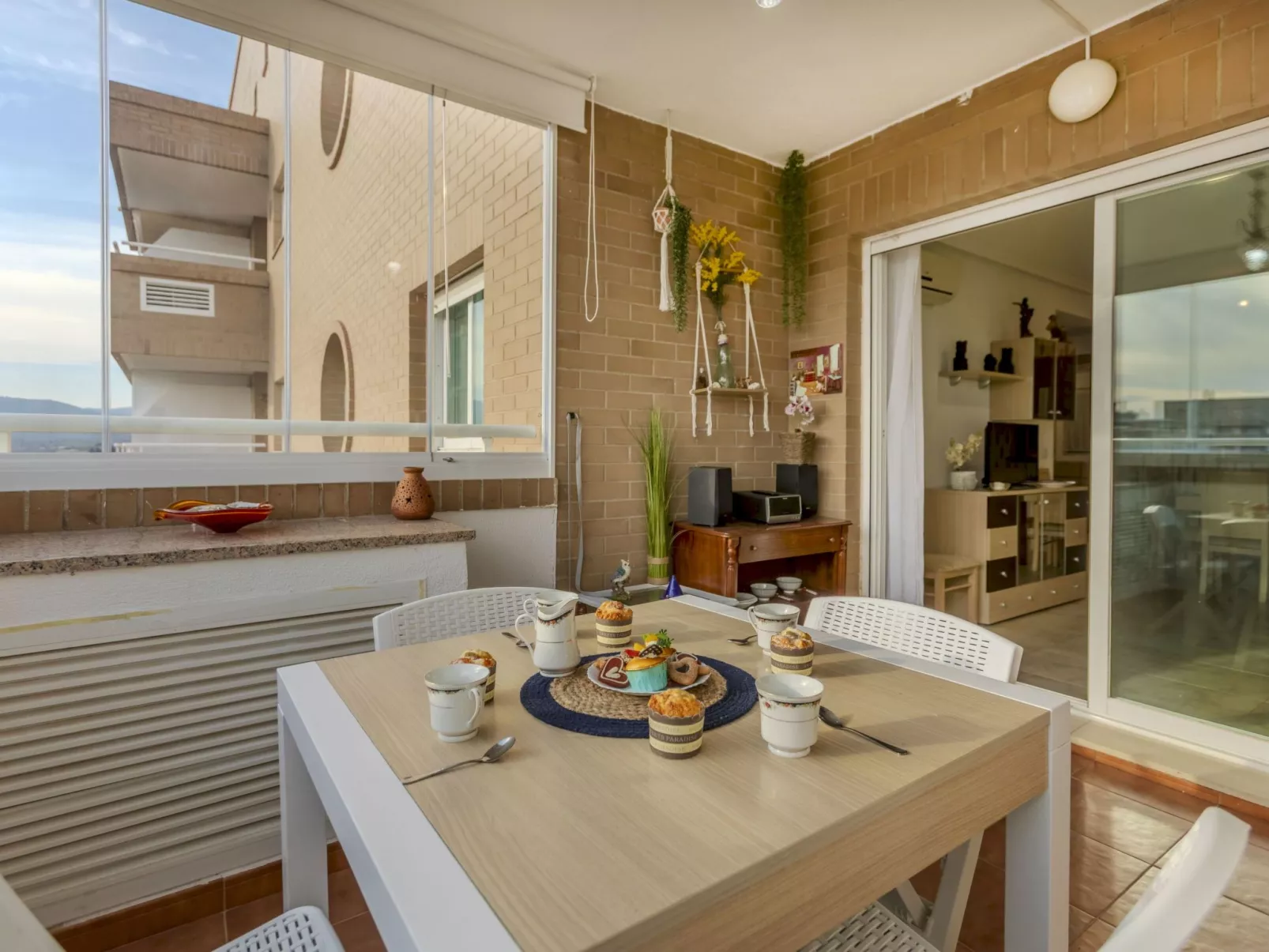 Jardines del Mar III - Outside