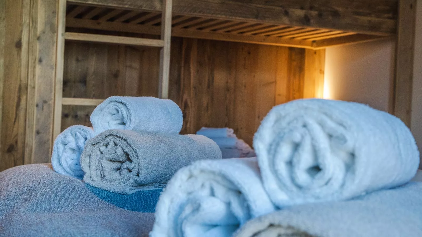 See Lounge - Bedroom