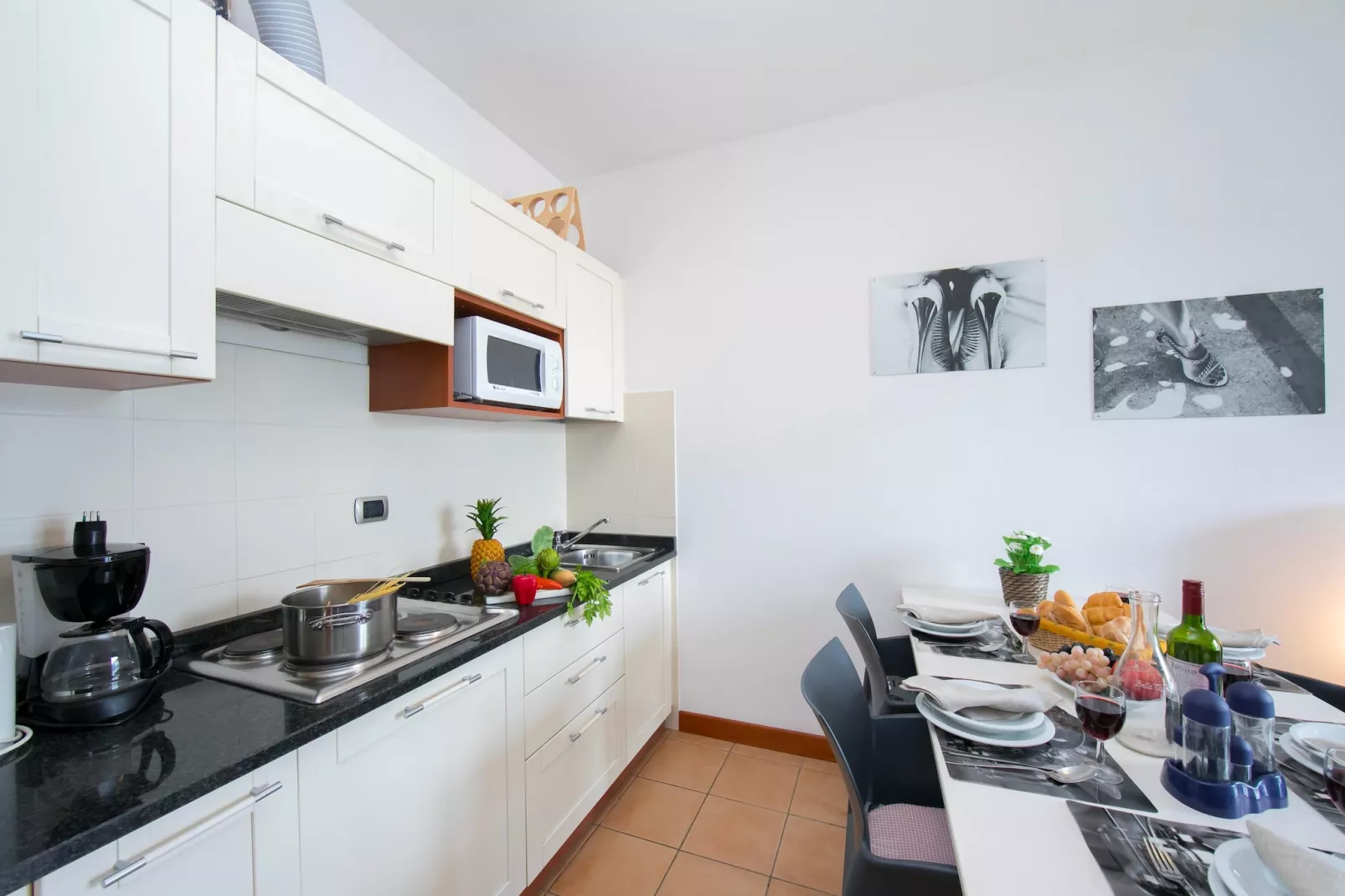 RESIDENCE PORTO LETIZIA - PALACE-1ROOM APT 4 PAX LAKE VIEW PLUS 8205 - P1LP4 - Kitchen
