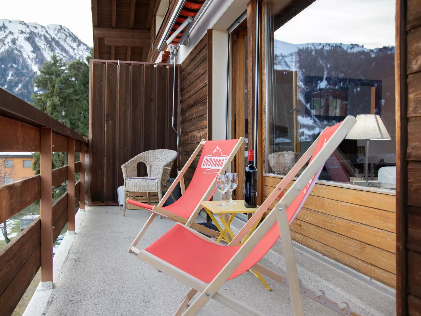 Beau Site No 21 - Outside