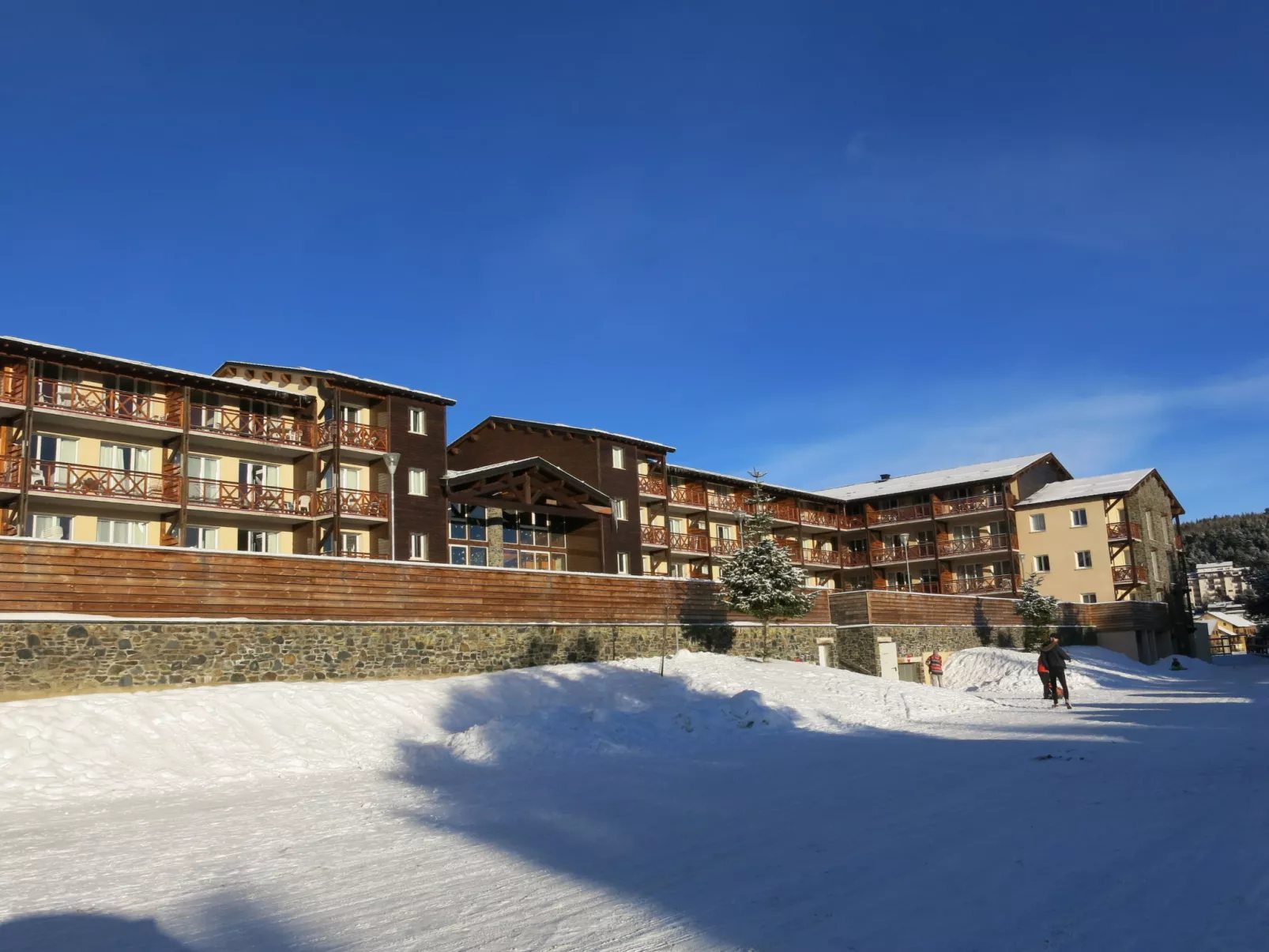 Appart Vacances Pyrénées 2000-Outside