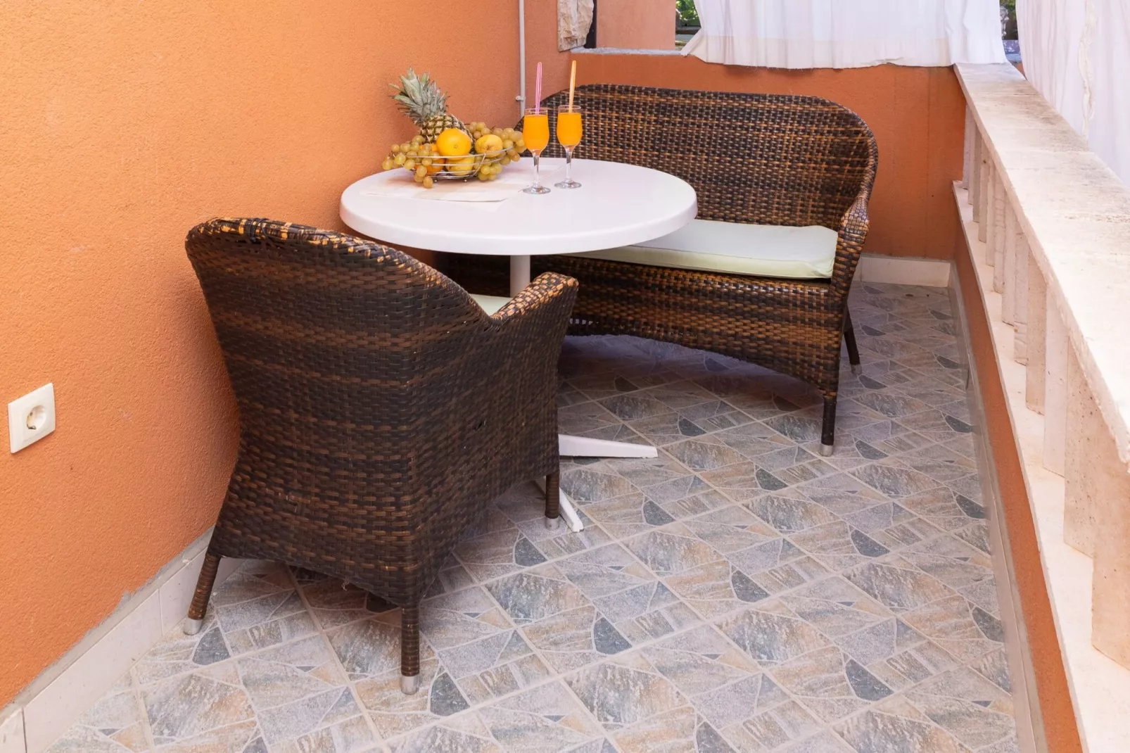 Apartments Sea Line - Two Bedroom Apartment with Terrace and Sea View-Salle à manger