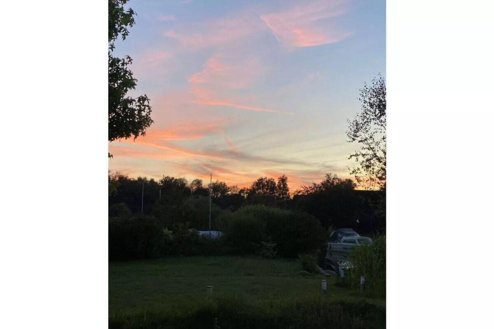 489095-Gardens in summer