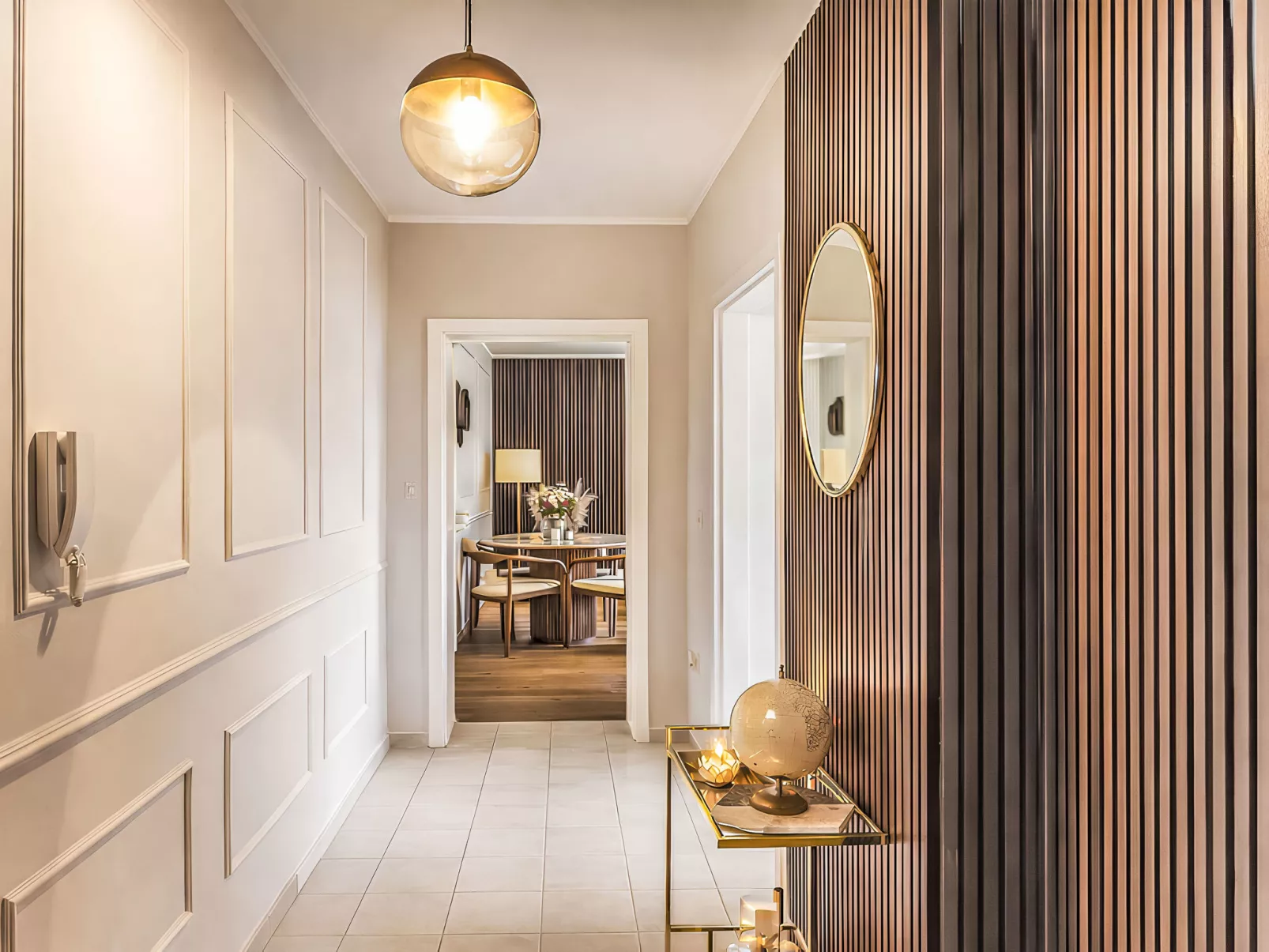 Am Obersalzberg-Inside