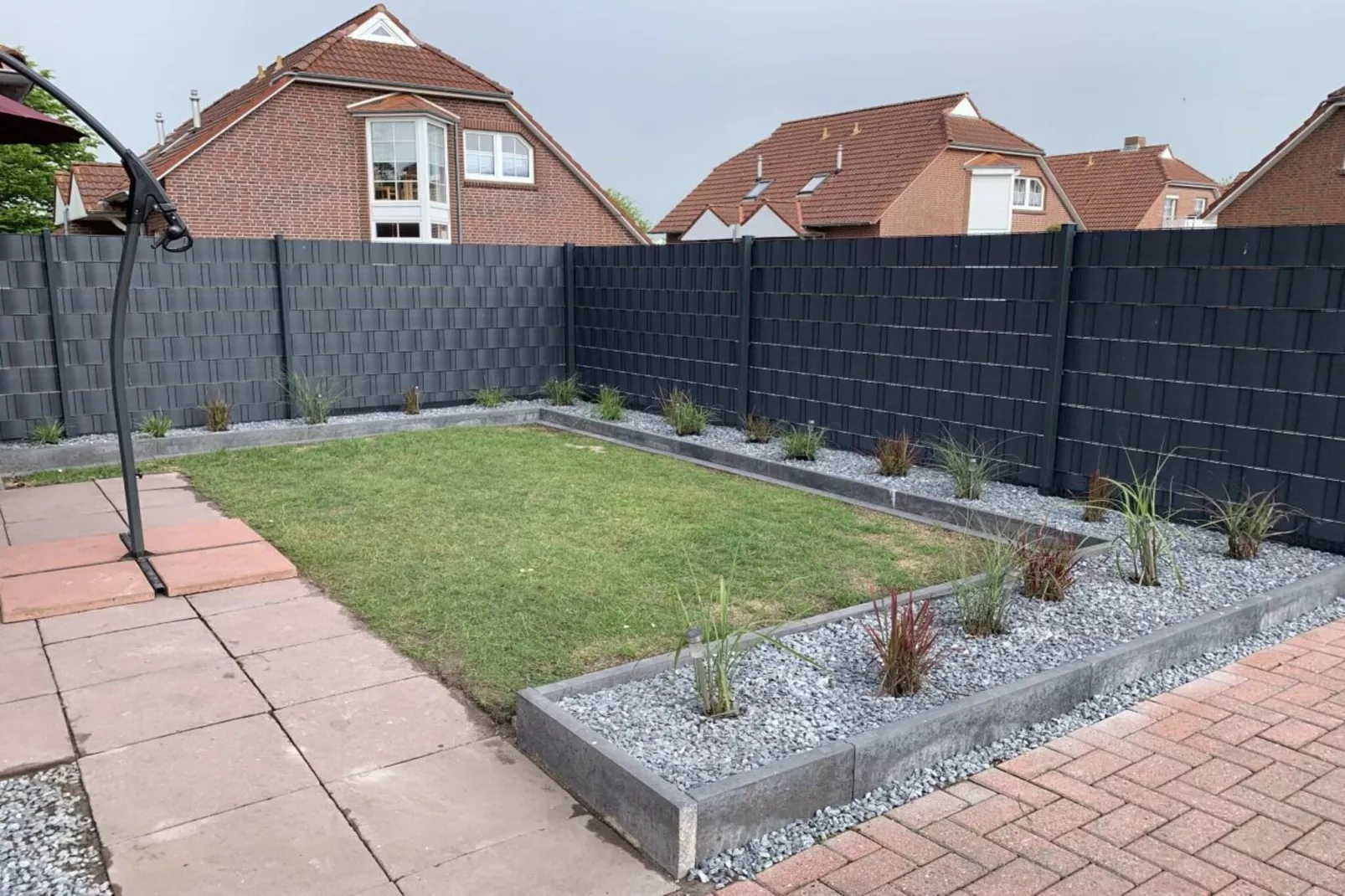 383827 - Jardins en été