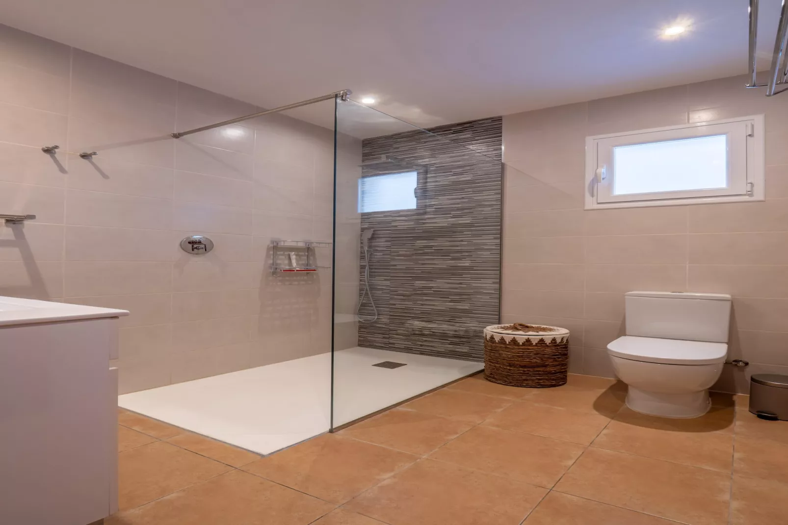 Villa Vista Pedreguer-Bathroom