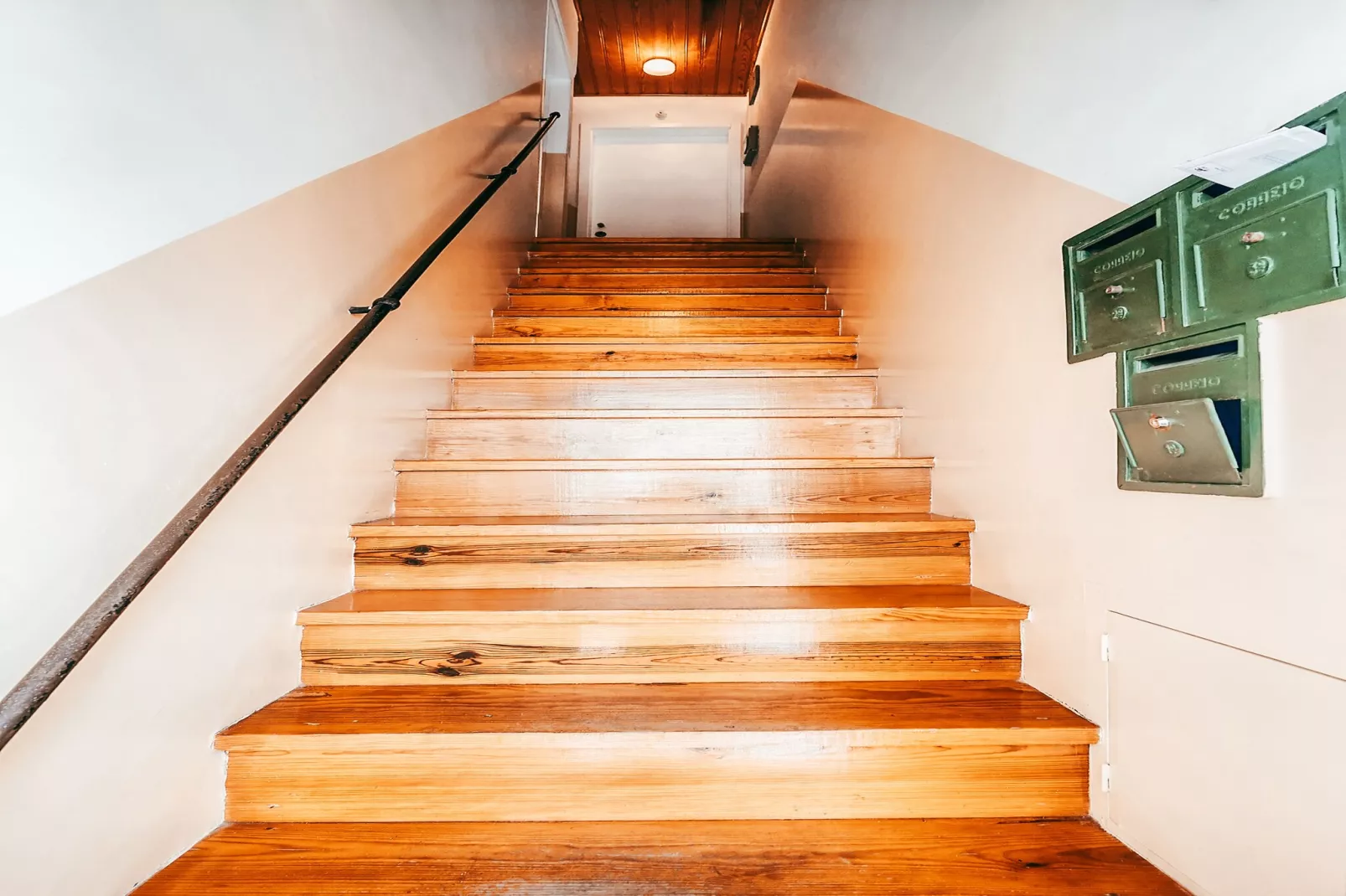 Apolónia Train Spot By Gt House - Outdoor