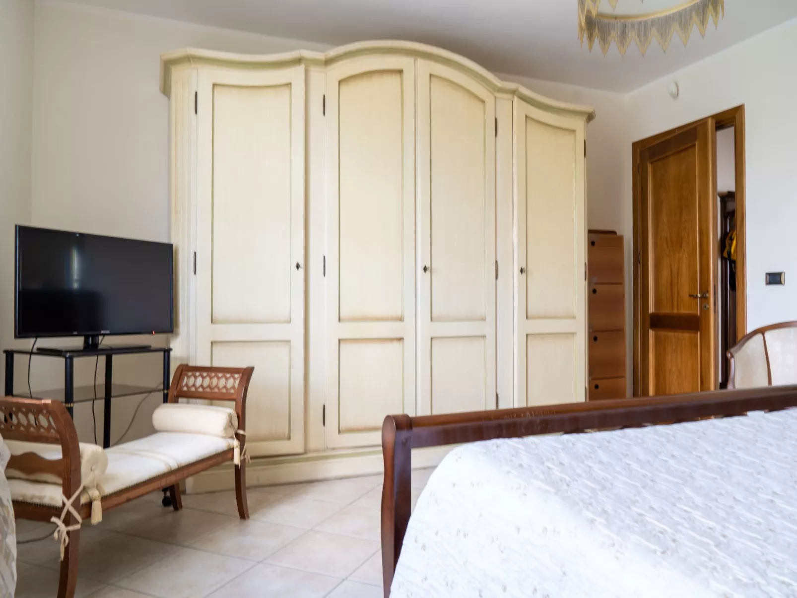 Wunderschöne Villa Oasi della Pace, mit privatem Pool, WLAN und Grillplatz - Drinnen