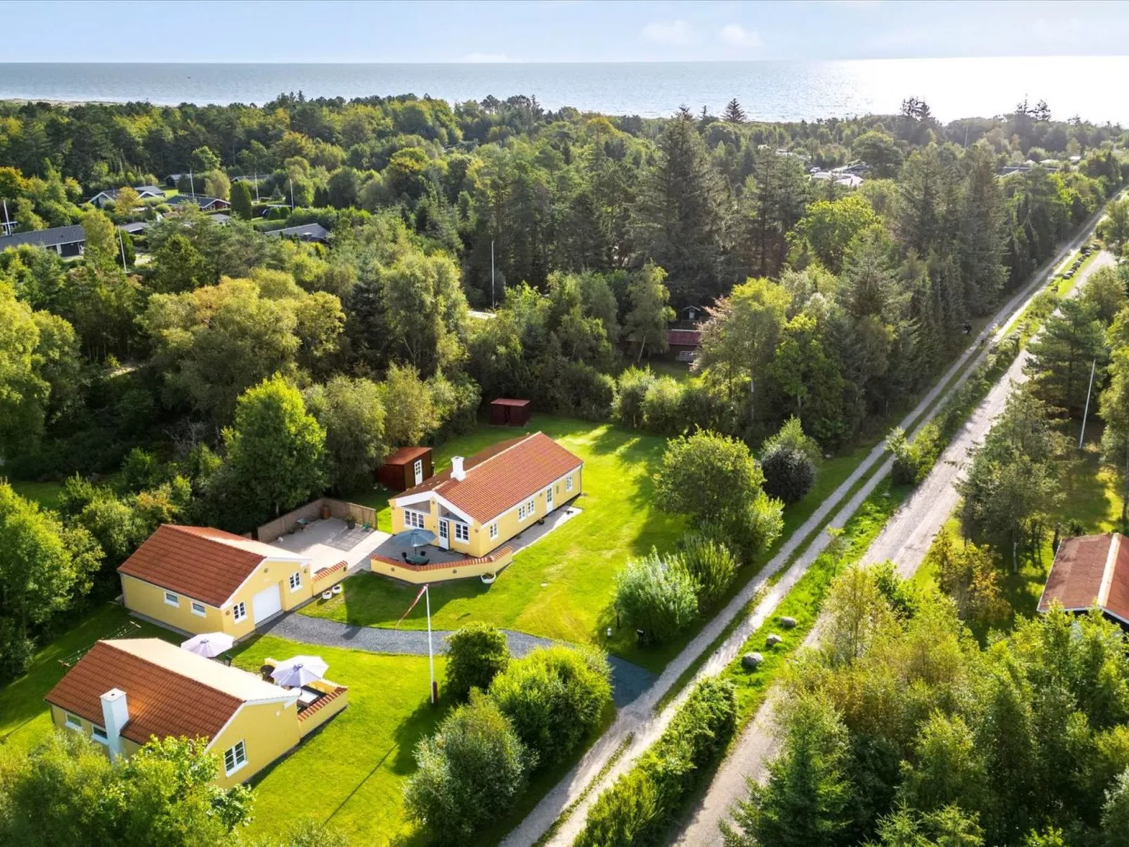 "Klint" - 400m from the sea-Draußen