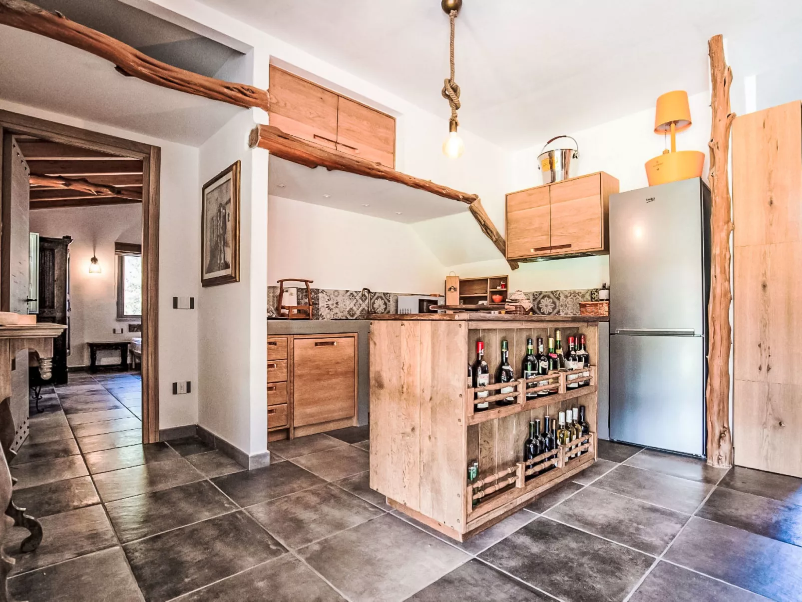 Stazzu Sarra di Monti-Drinnen