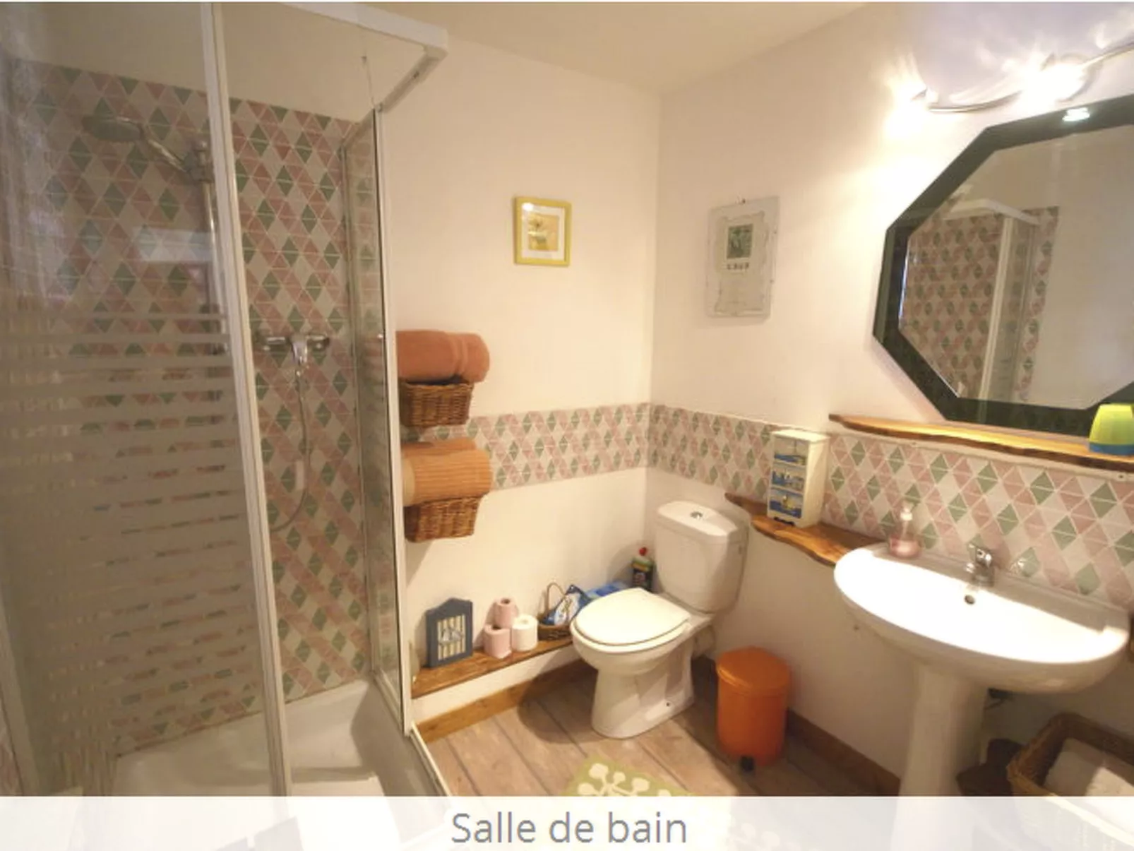 "Garence" mit eigener Terrasse-Inside