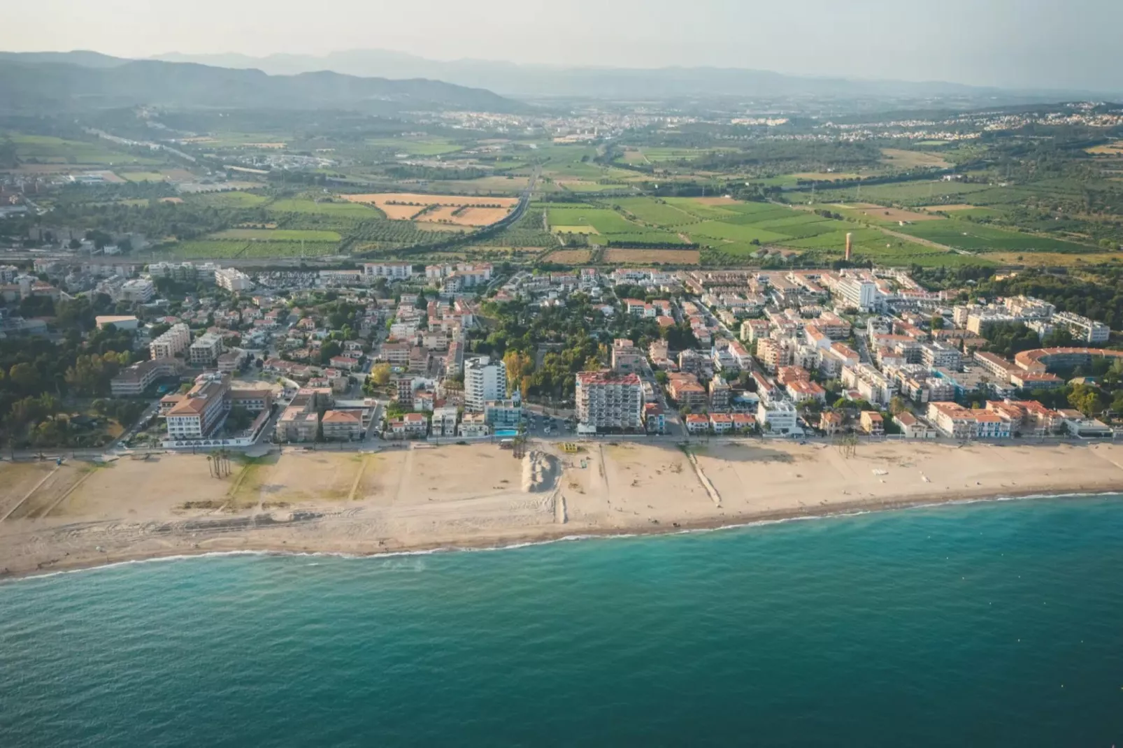 HOLA CAMP SANT SALVADOR-Superior 6-Areas within 5km in summer