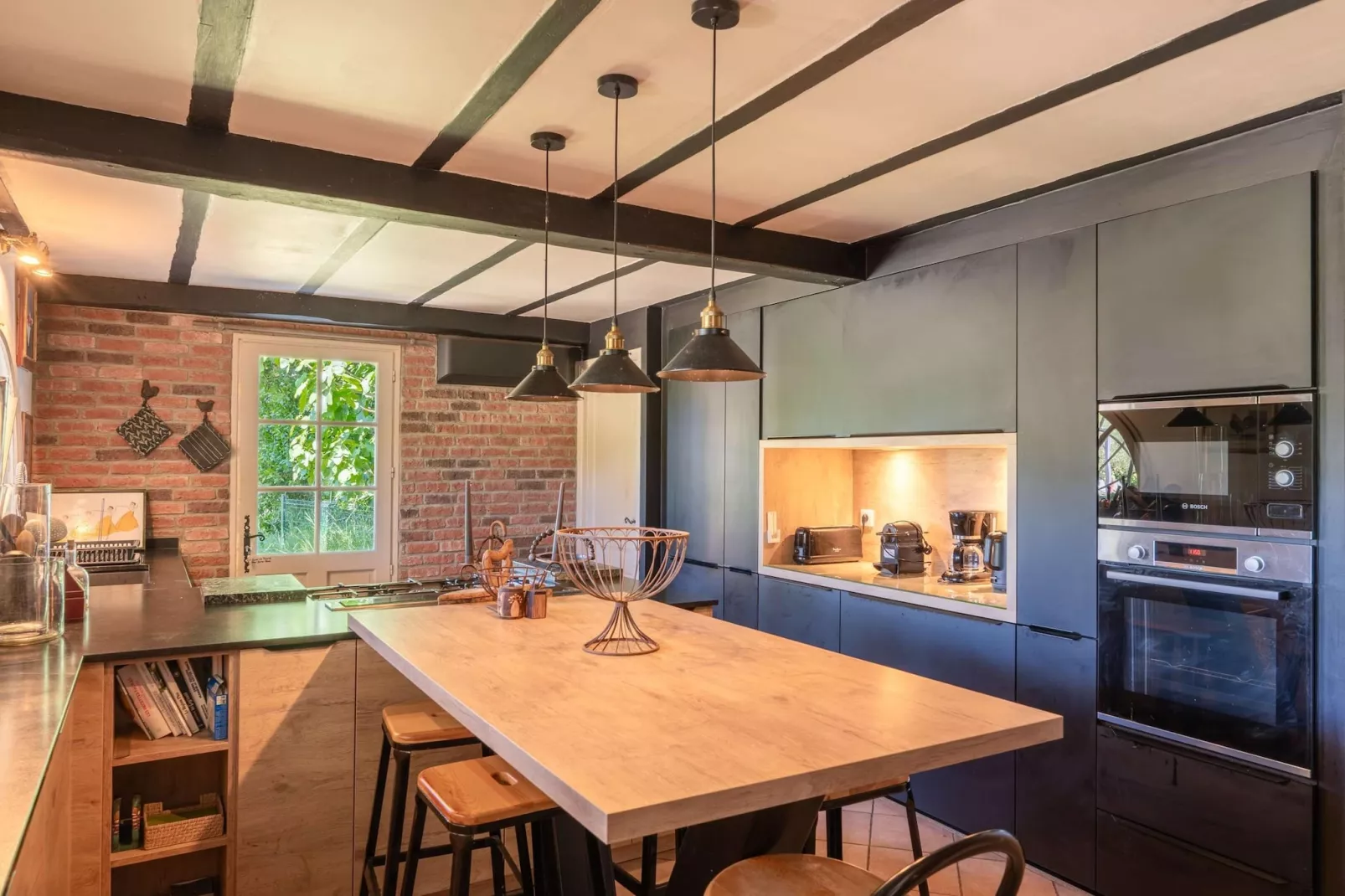 Grand Mas climatisé Arles-Küche