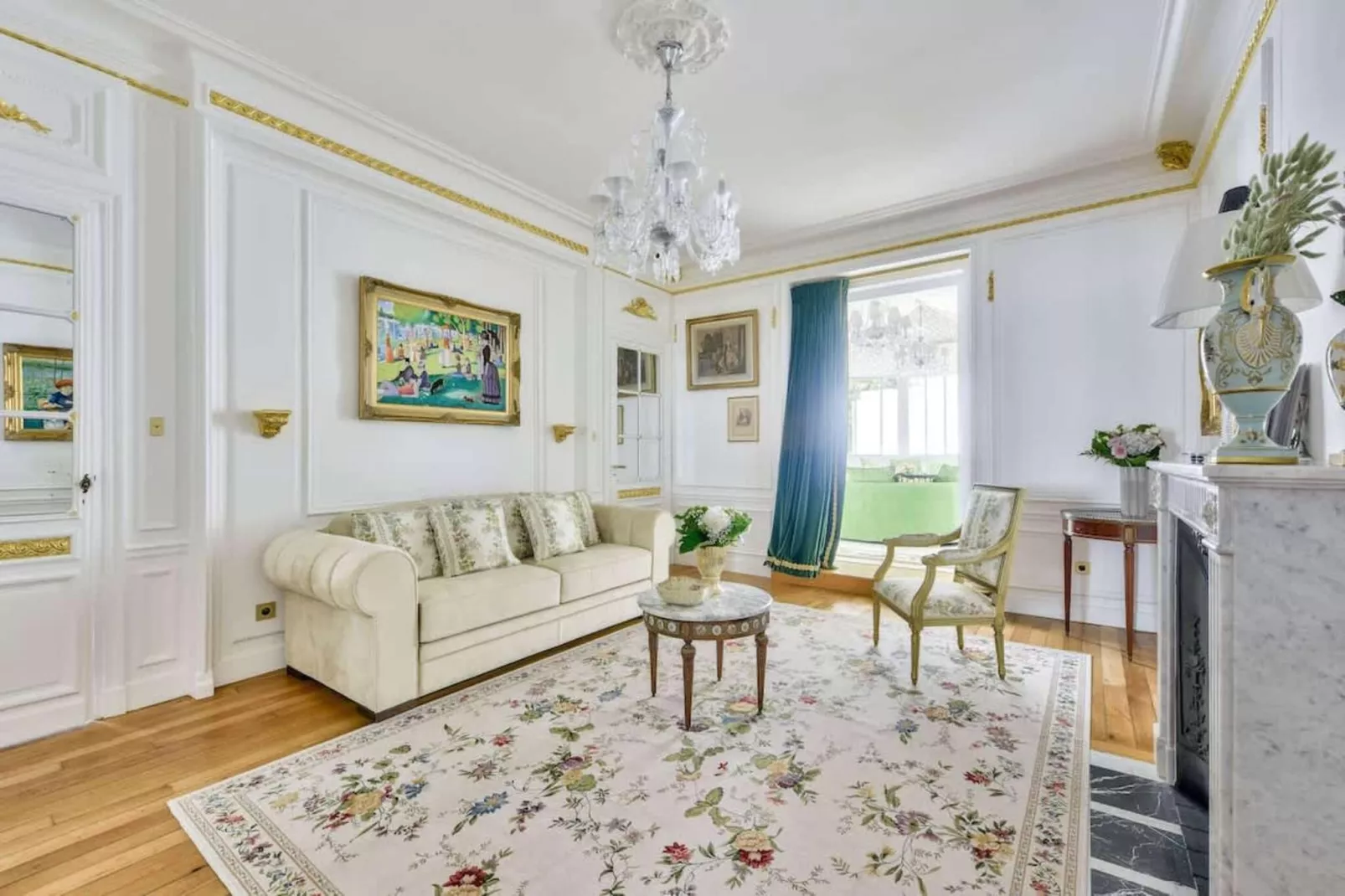 Noble demeure de luxe en plein coeur de Paris-Wohnzimmer