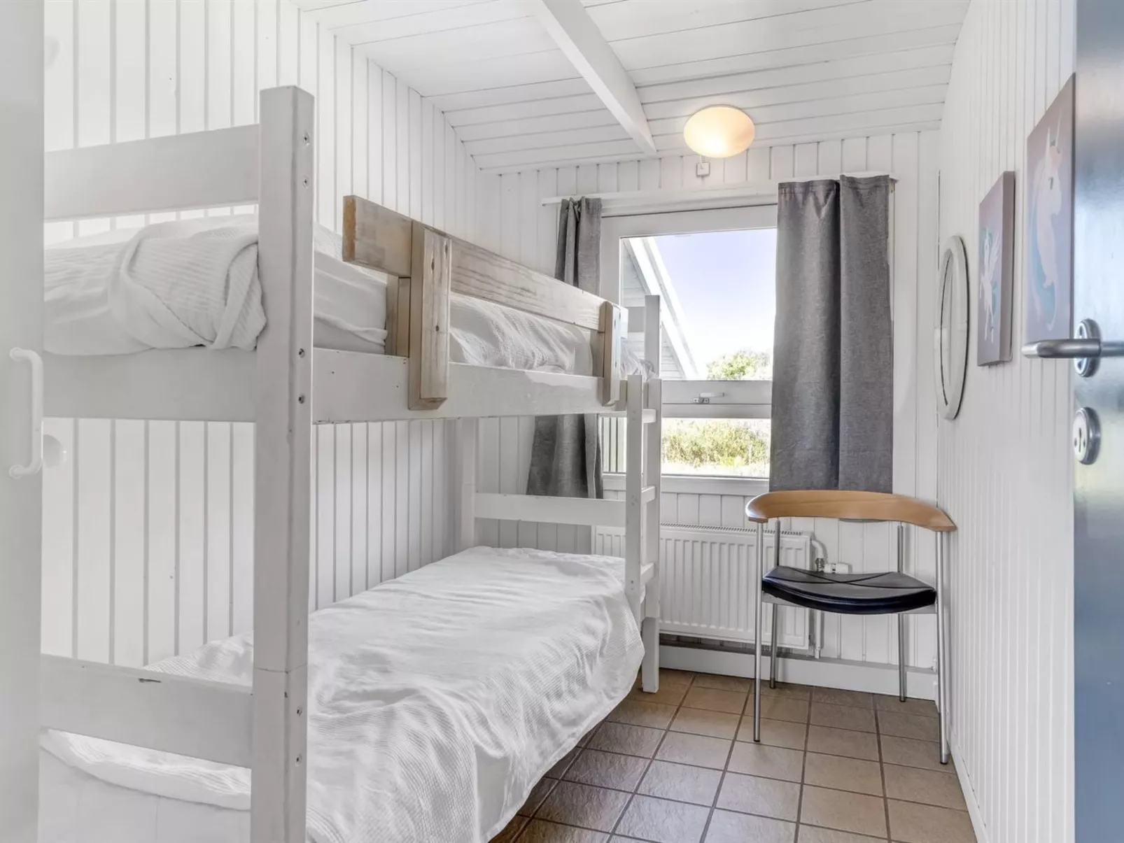 "Askrik" - 350m from the sea - Inside