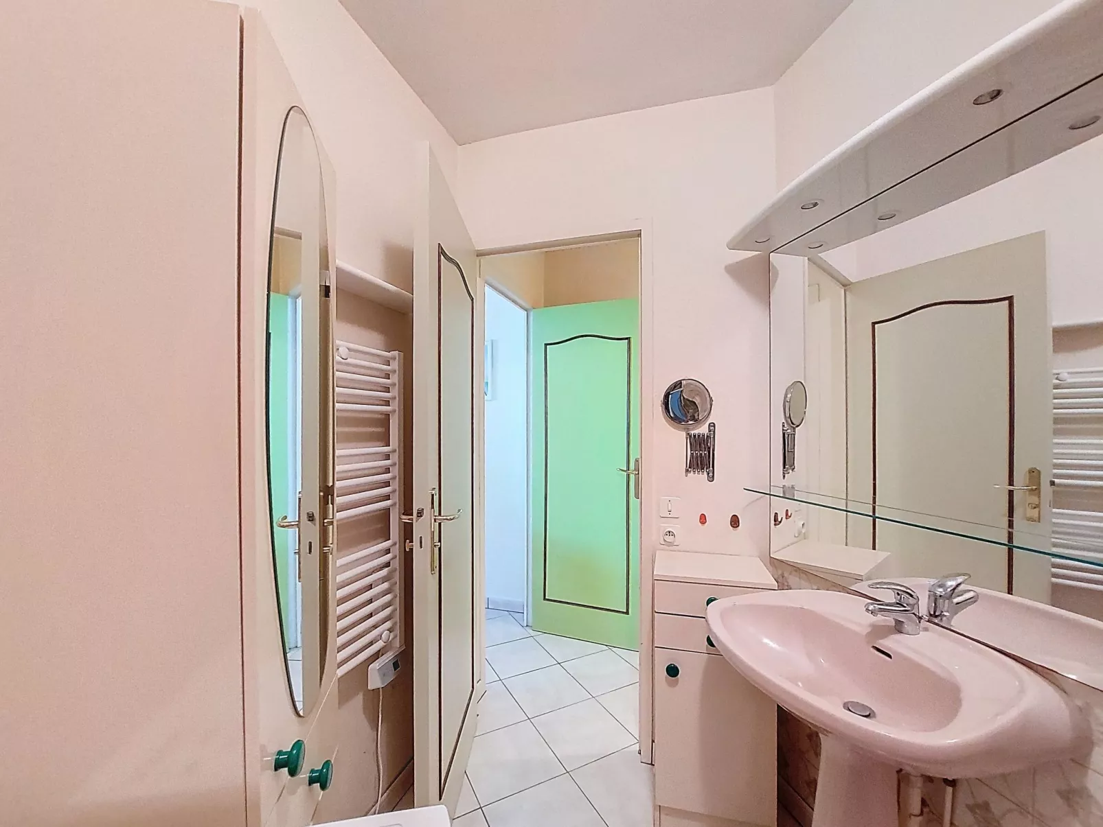 La Frégate - Inside