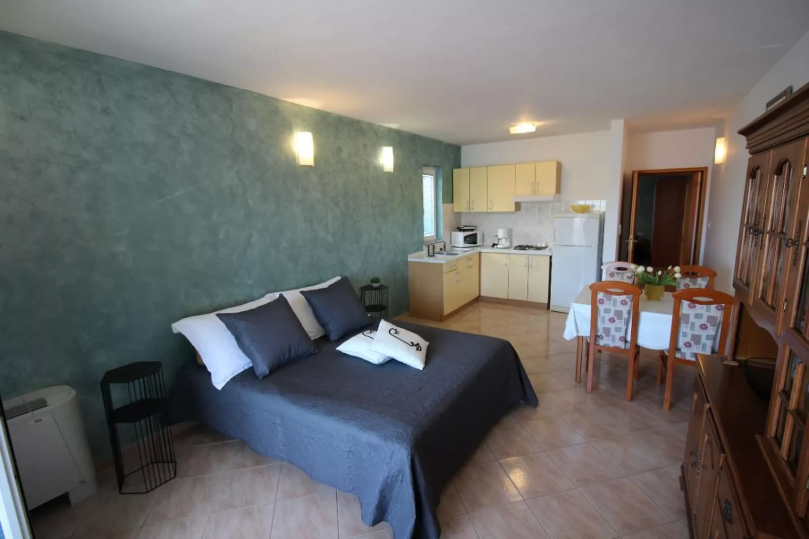 Sv Marija 2 - Ferienwohnung 2 - Typ 2plus2 - Bedroom