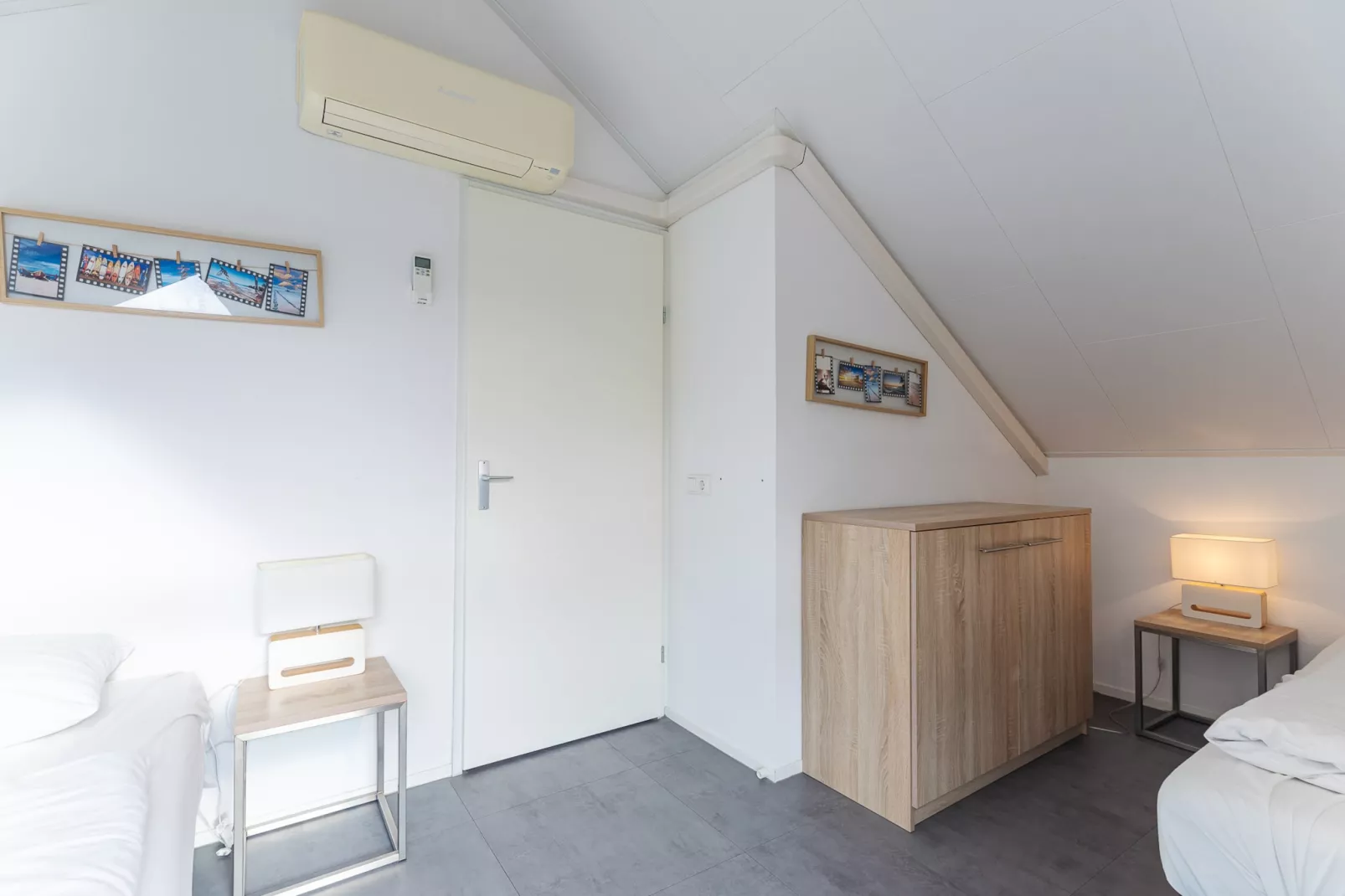 Zonnedorp 7 De Meerpaal in Renesse | Comfortable holiday house close to the beach - Landing