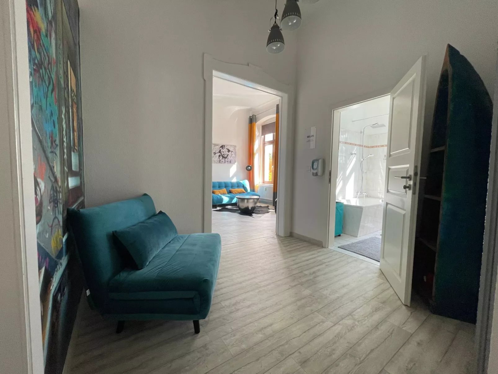 Design Apartment II, hell, 35 Quadratmeter, Zentral zu Grenze Altstadt Park, Gr - Image-tags.info