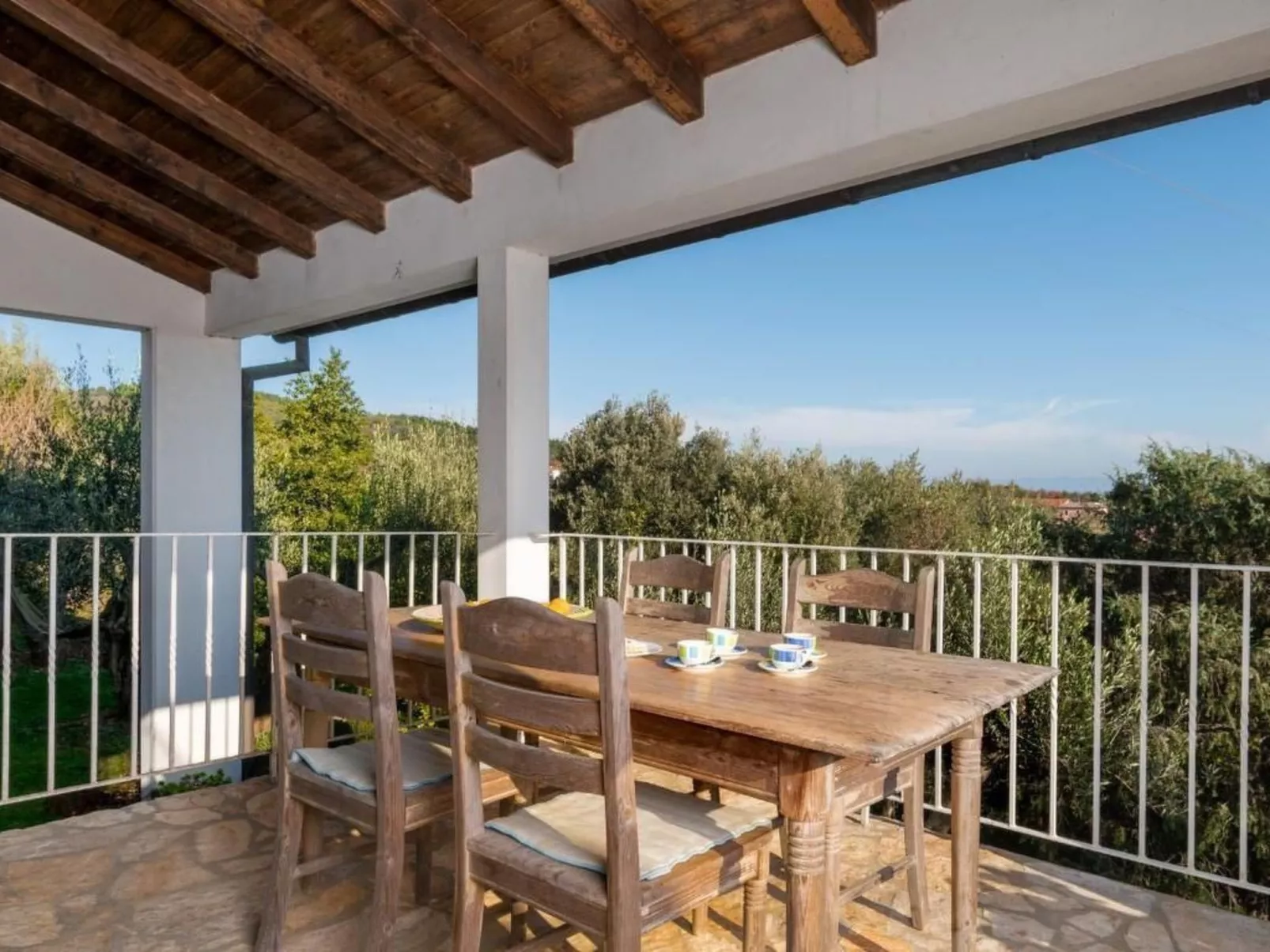 Traumhaftes Apartment mit großer Terrasse - Image-tags.info