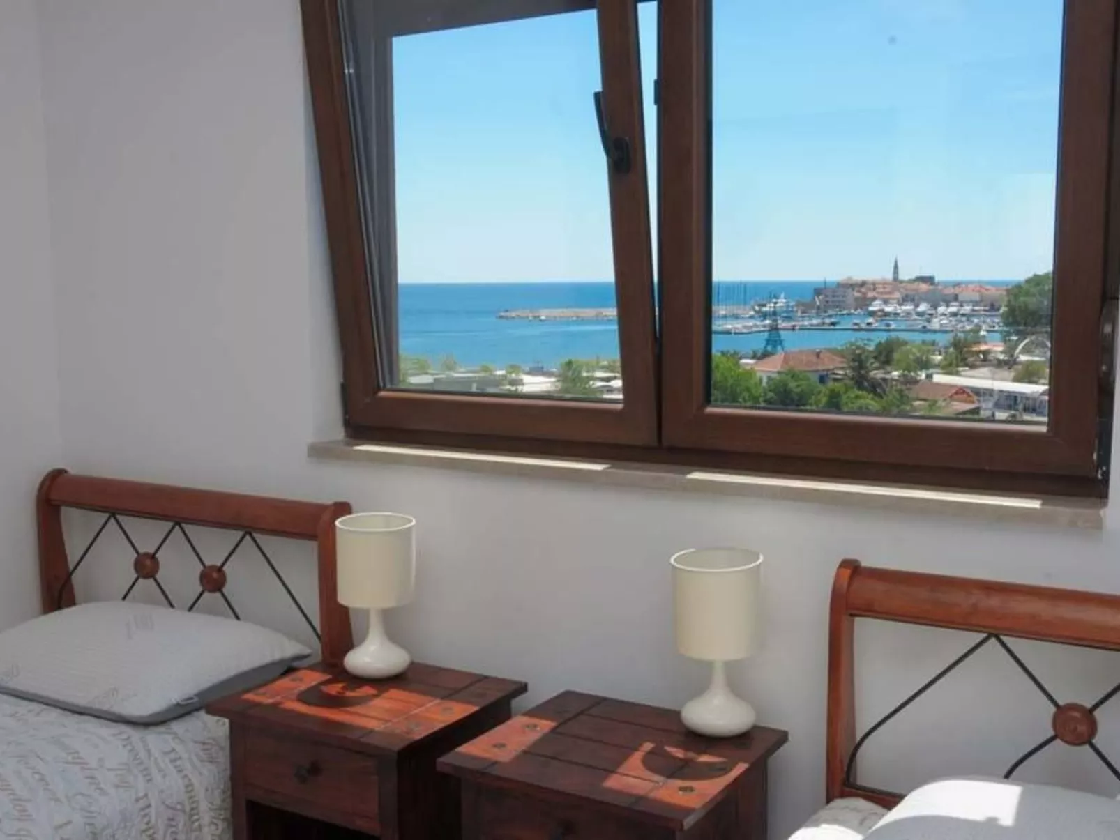 Für 4 Personen ca. 45 m&sup2; in Budva, Adriaküste Montenegro (Küste um Budva)-Image-tags.info