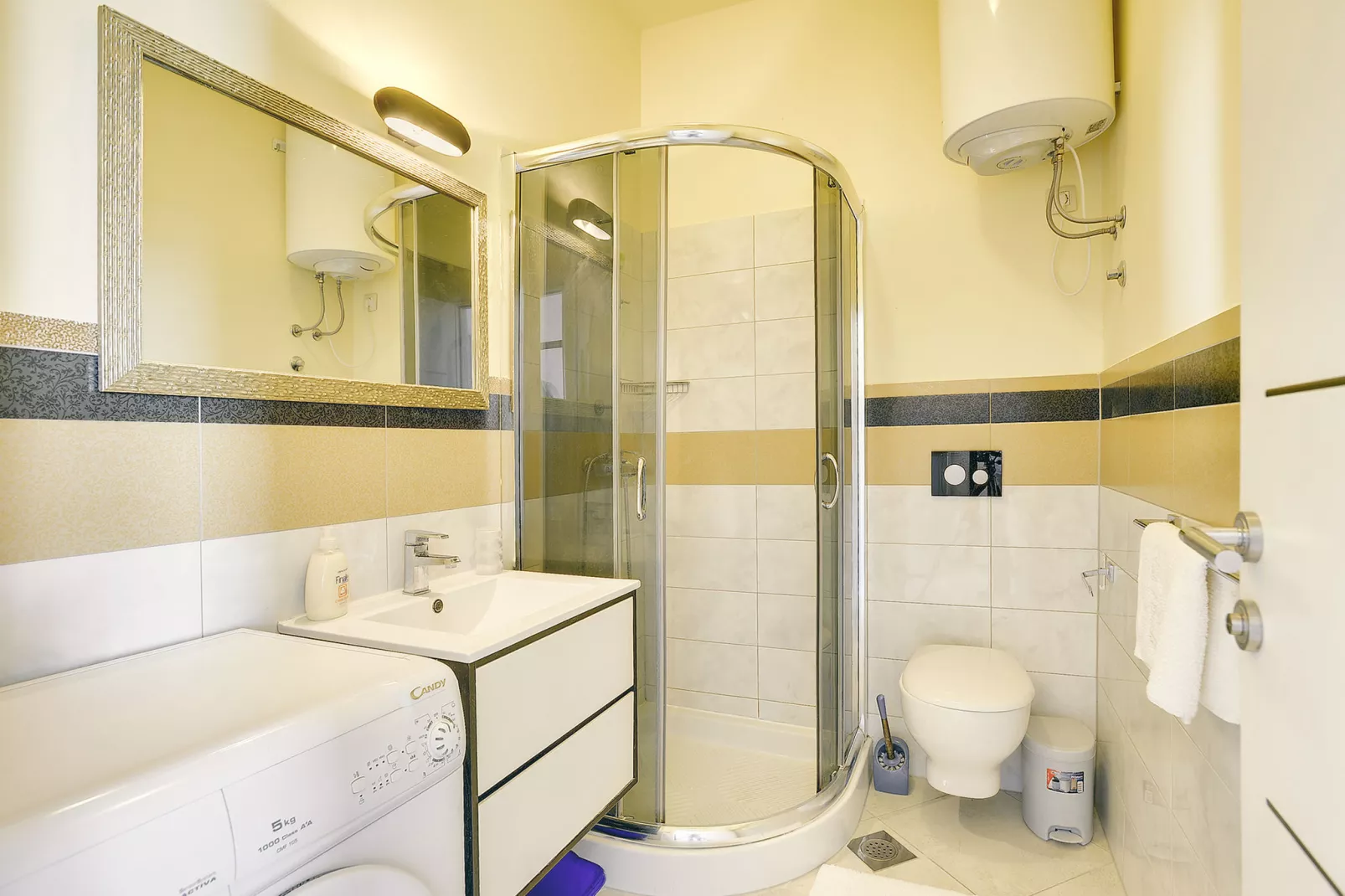 Villa Bonelli-Bathroom
