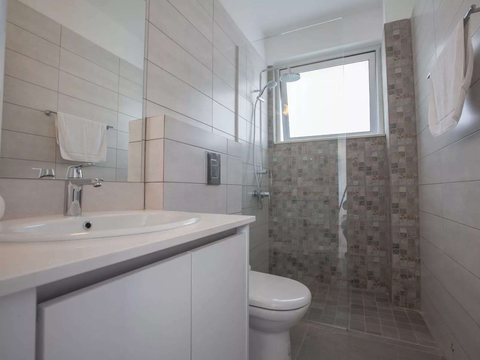 Schöne Villa Olivine Pearl OL5 mit Garten - Image-tags.info