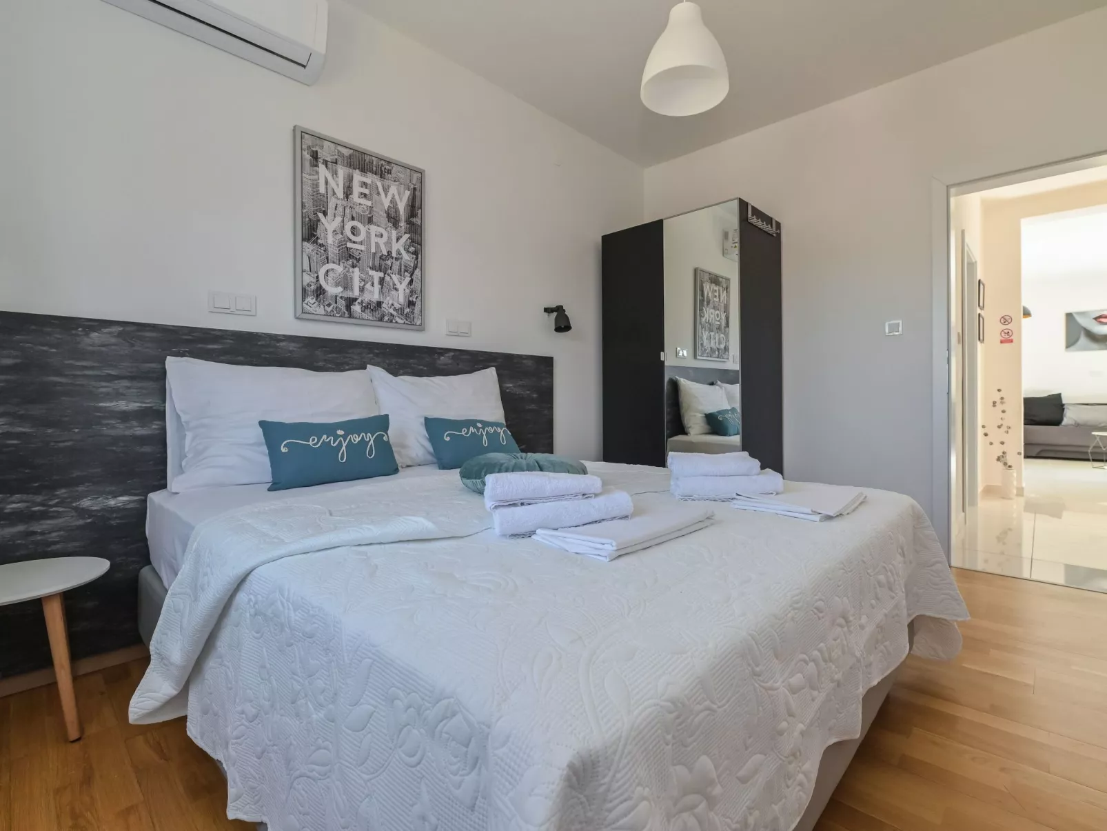 Mit Privatpool für 16 Personen ca. 160 m&sup2; in Novalja, Adriaküste Kroatien - Image-tags.info