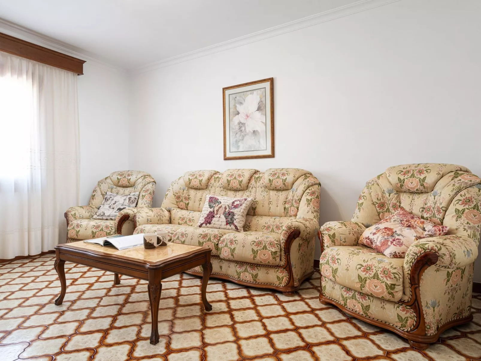 Stilvolle Villa mit Terrasse und Nähe zum Strand - Image-tags.info