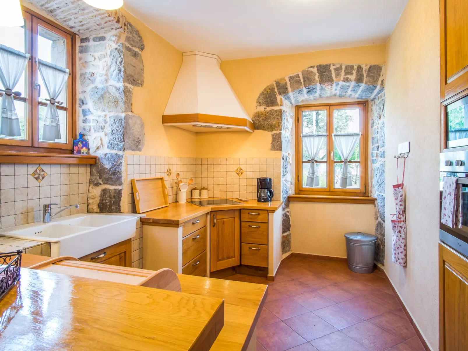 Villa mit Pool, Olivengarten und Meerblick-Image-tags.info