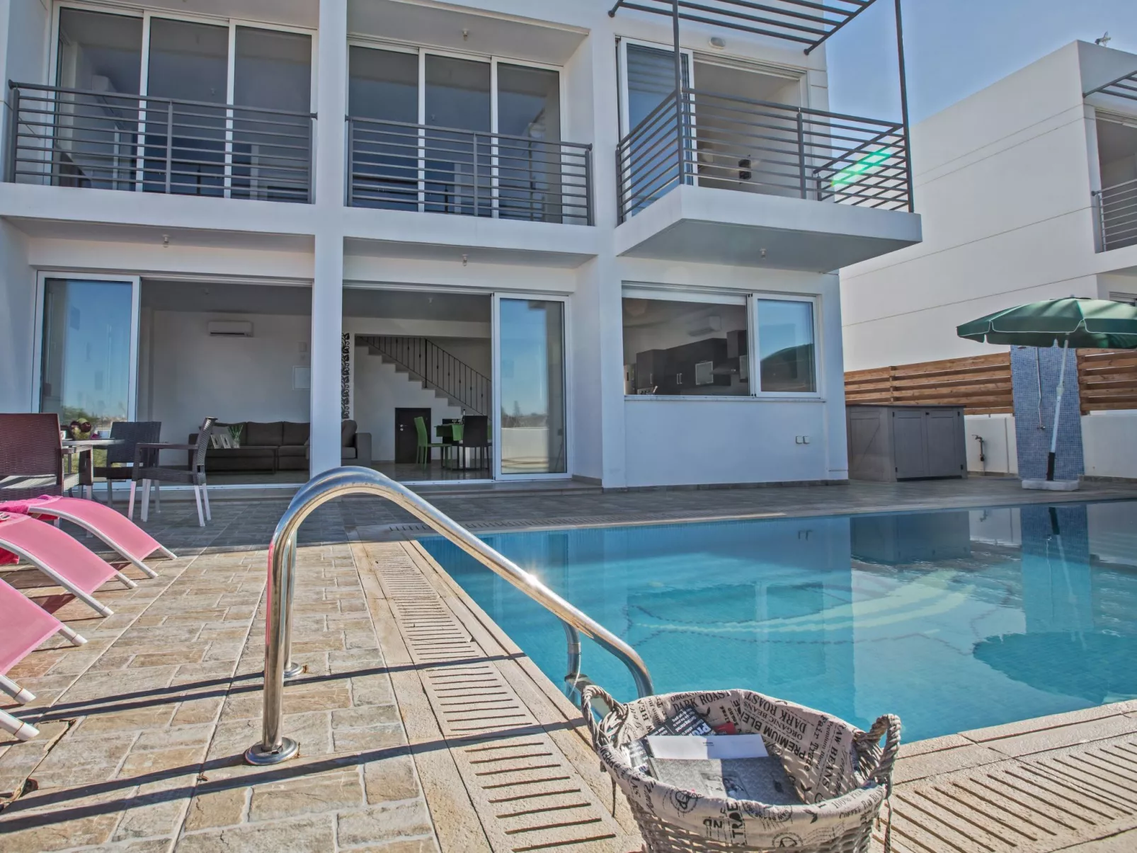 Protaras Perle Villa PE16 - Image-tags.info