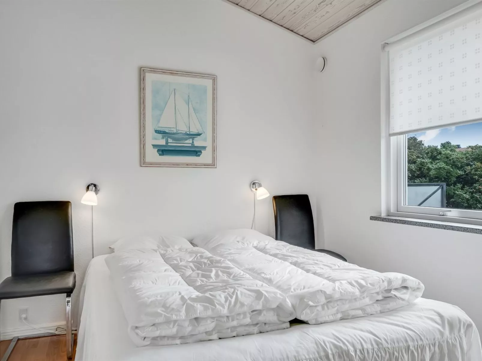 "Elnur" - 200m to the fjord - Dedans