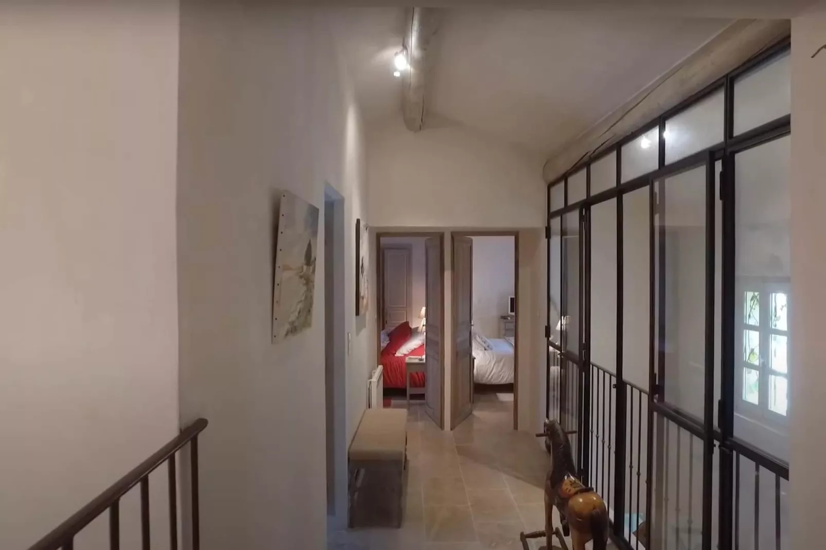 Bast de Charme L141 - Flur