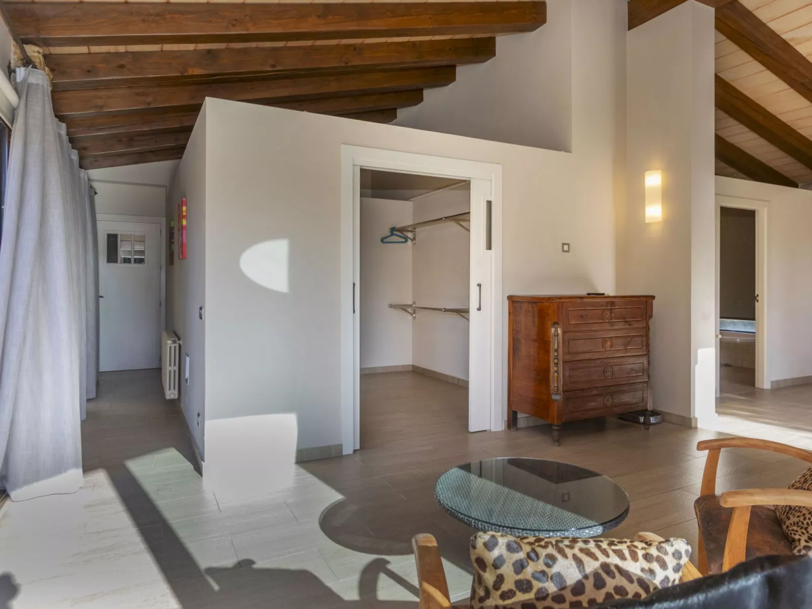 Mas Oliveres - Inside