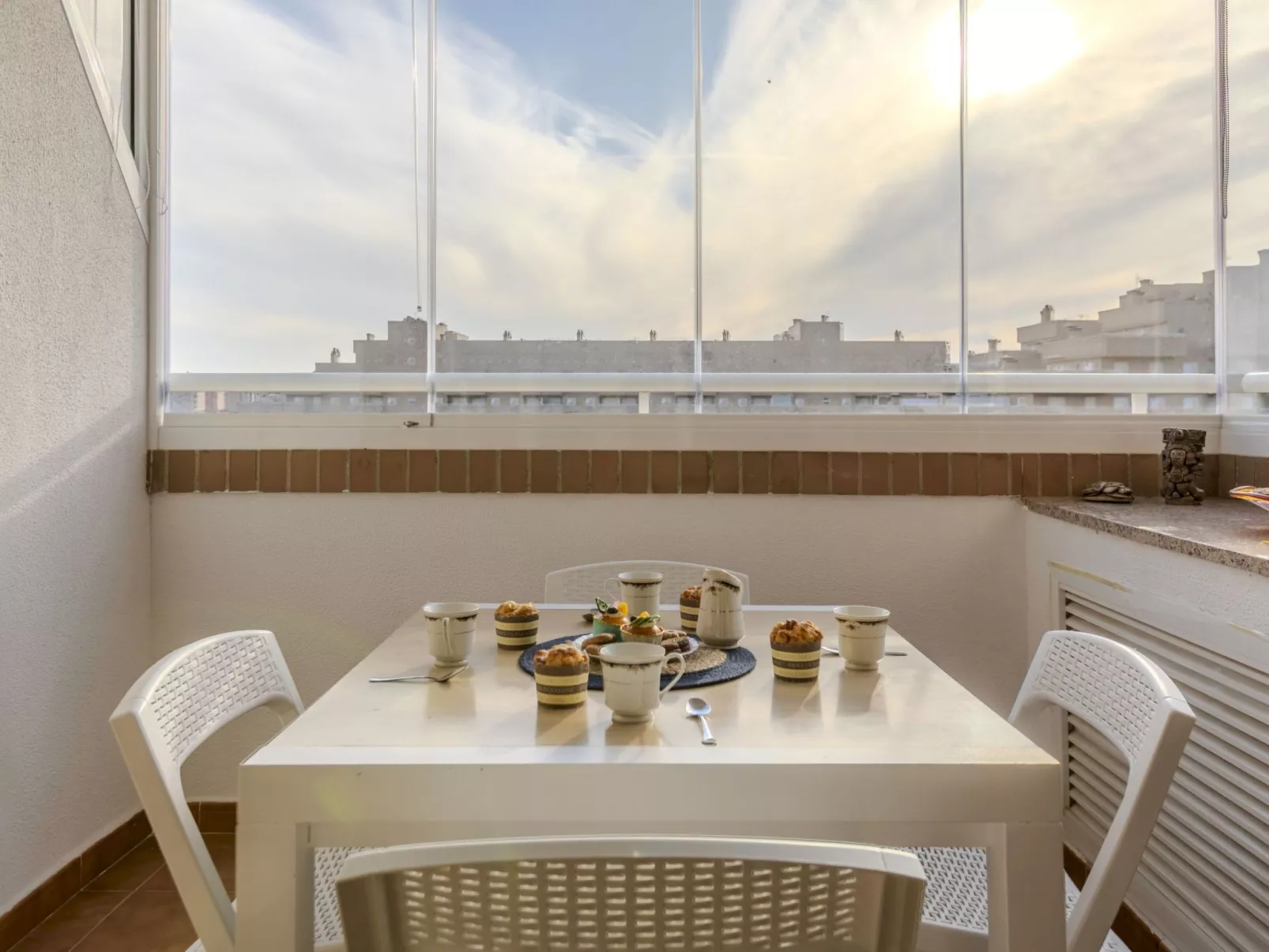 Jardines del Mar III - Outside