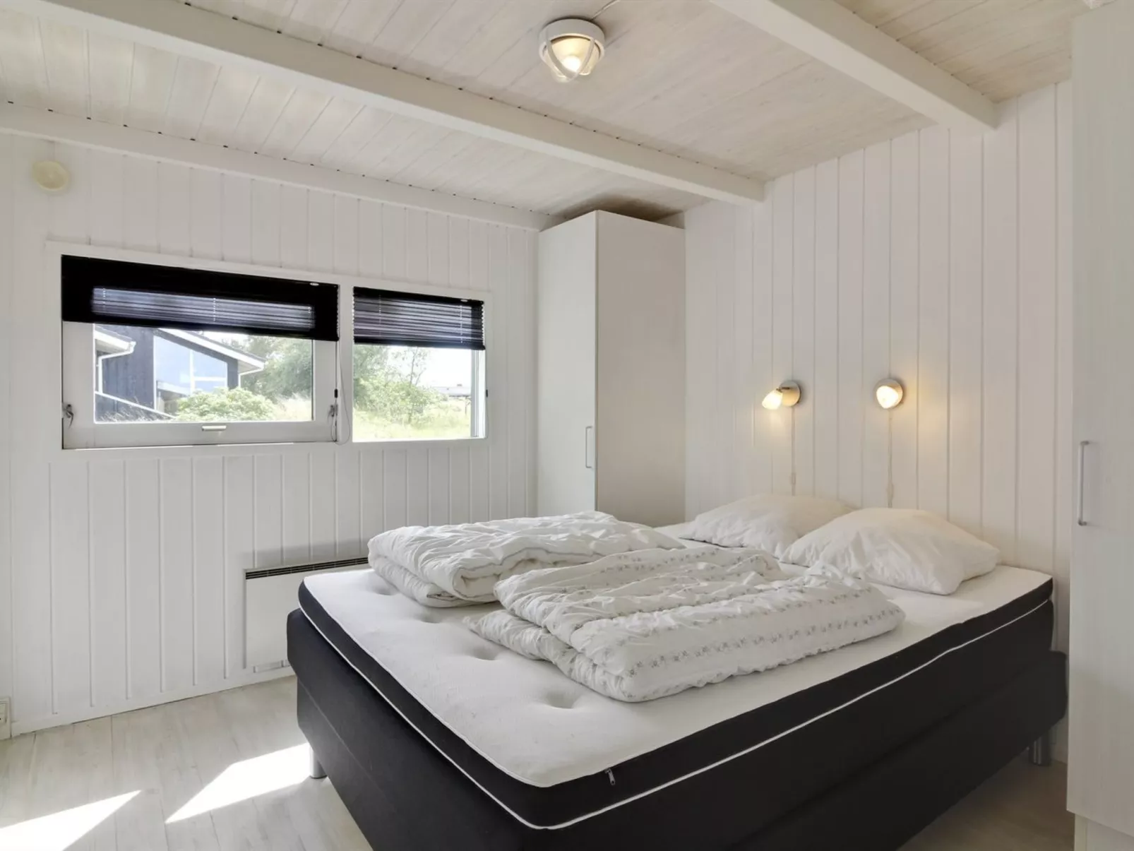 "Ilmo" - 950m from the sea-Inside