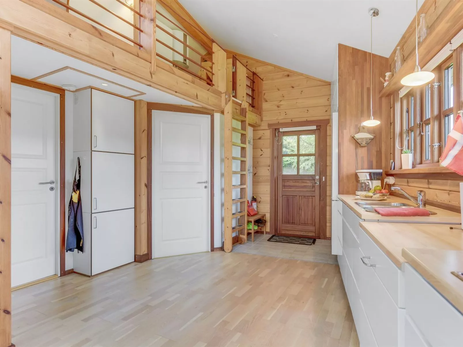 "Fortuna" - 200m from the sea - Drinnen