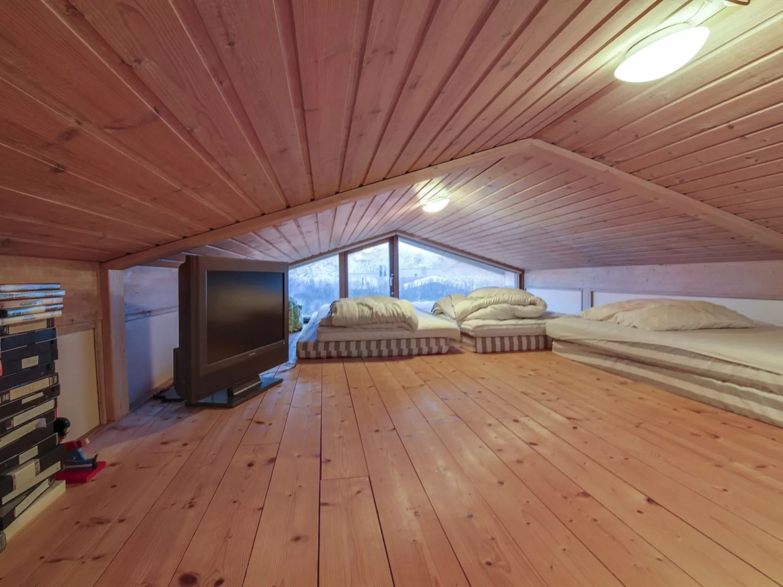 "Essie" - 250m from the sea - Drinnen