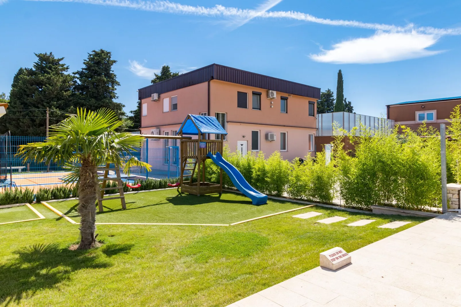 Villa Istrakamen-Park facilities
