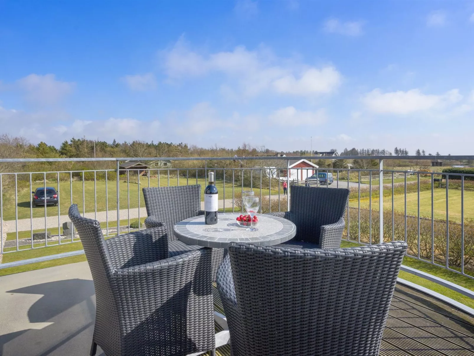 "Benita" - 400m to the fjord-Dehors