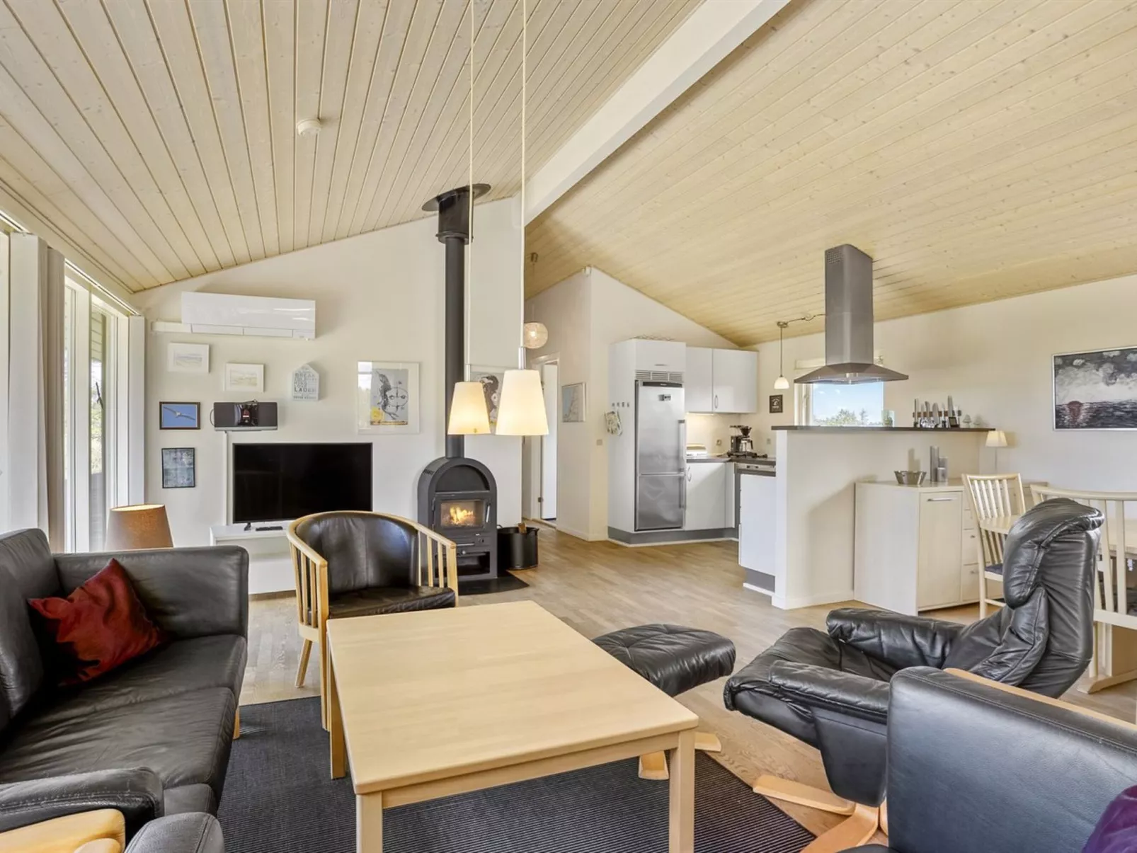 "Joris" - 1.5km from the sea-Drinnen