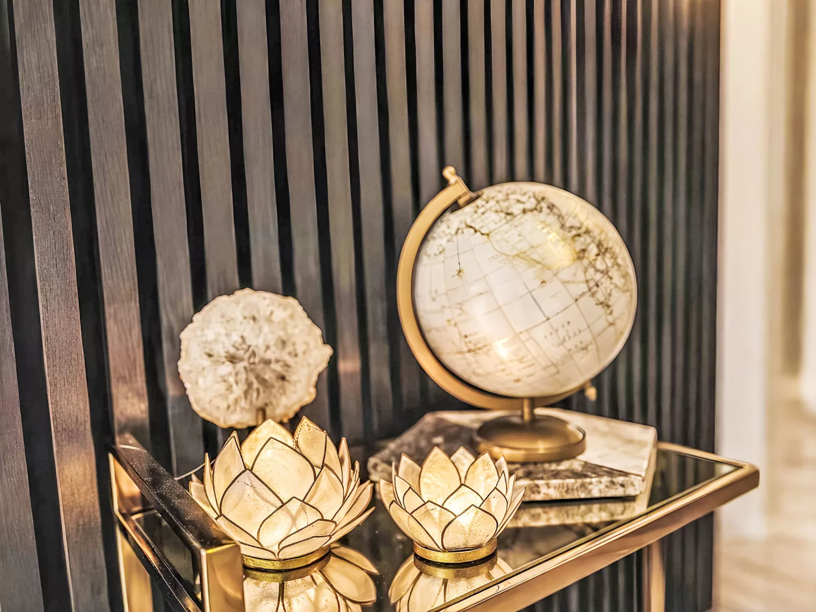 Am Obersalzberg-Inside